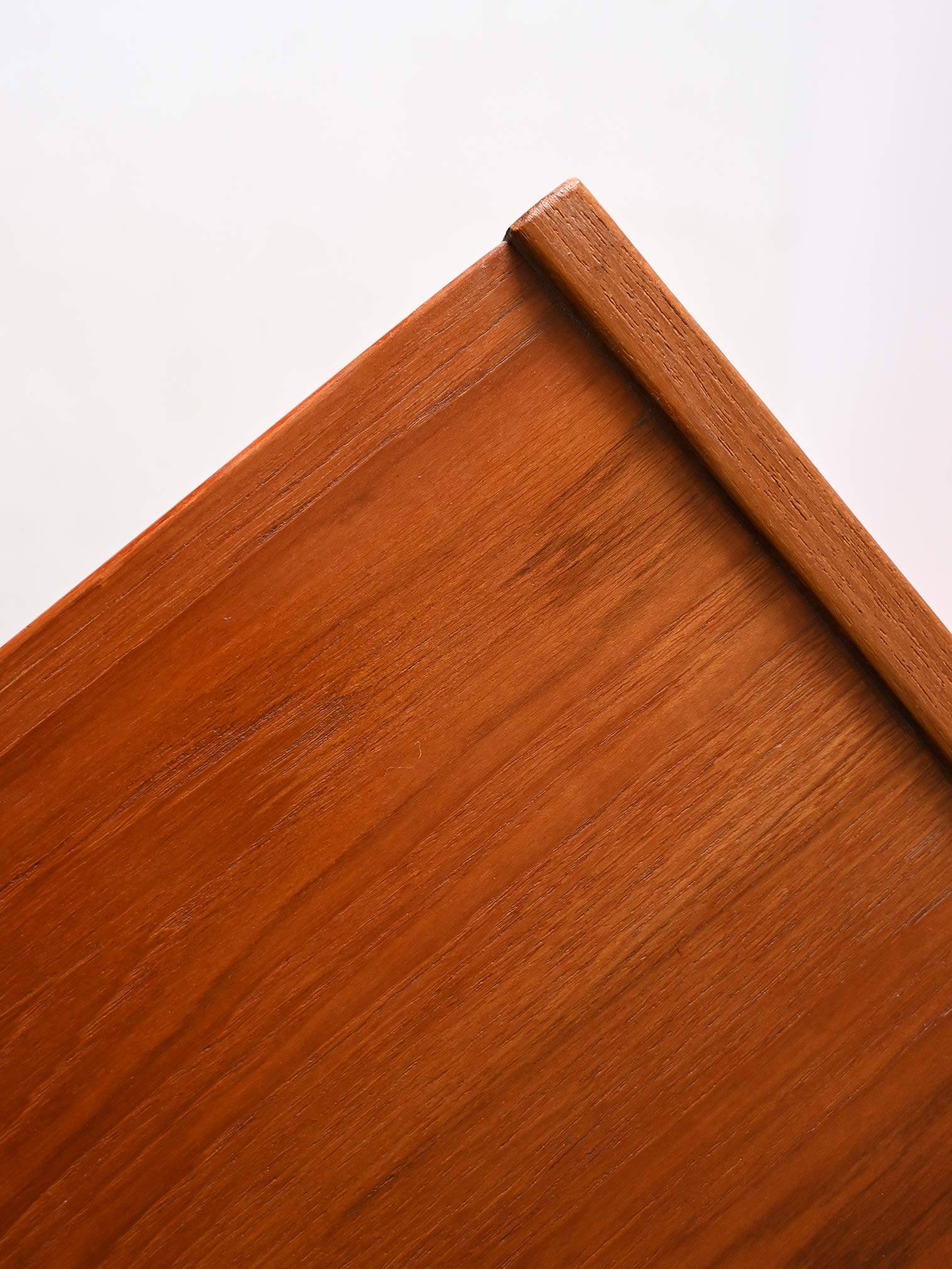 Entryway console with drawers