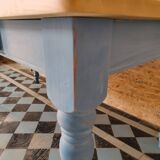 Farm table