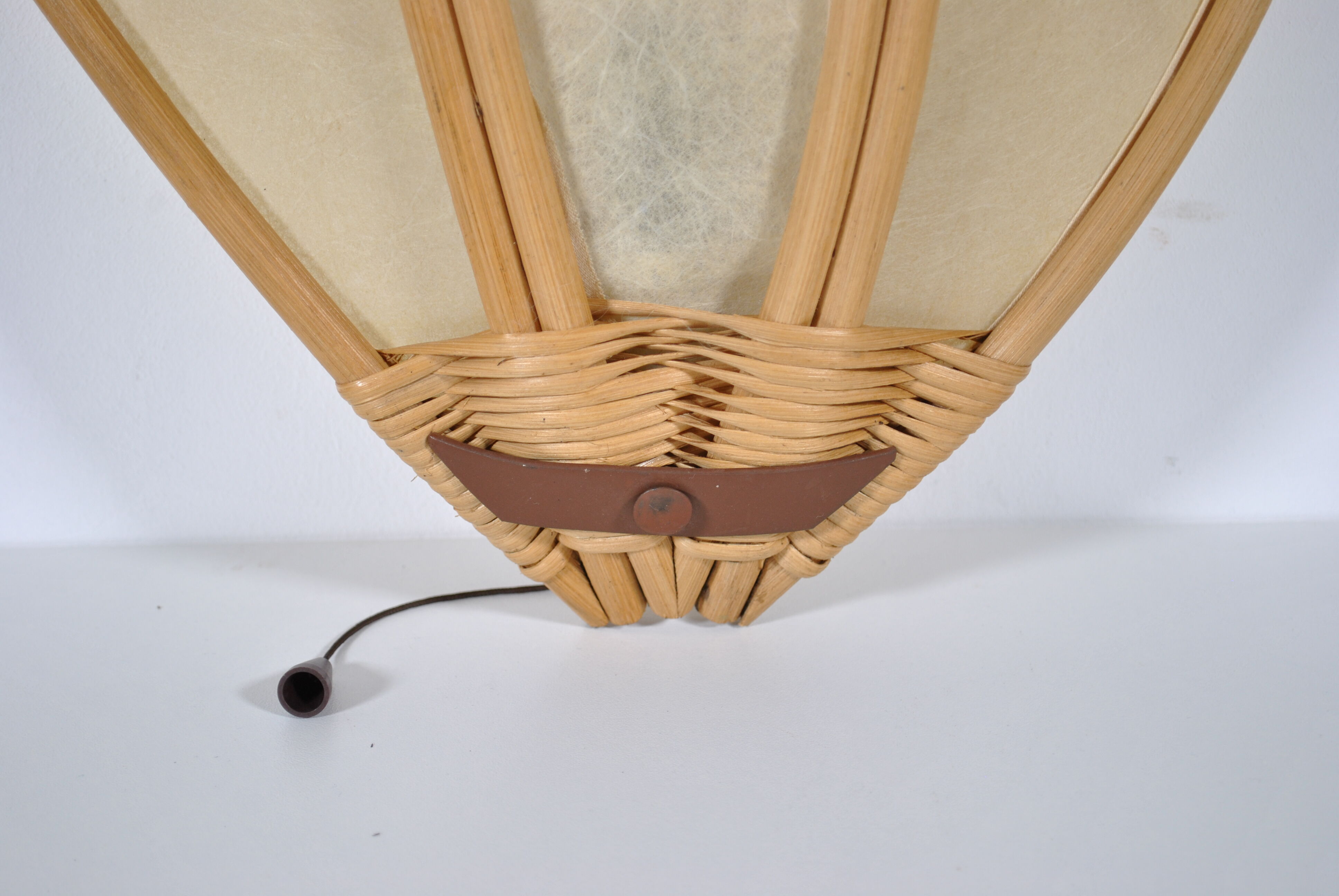 Rattan wall lamp 1970