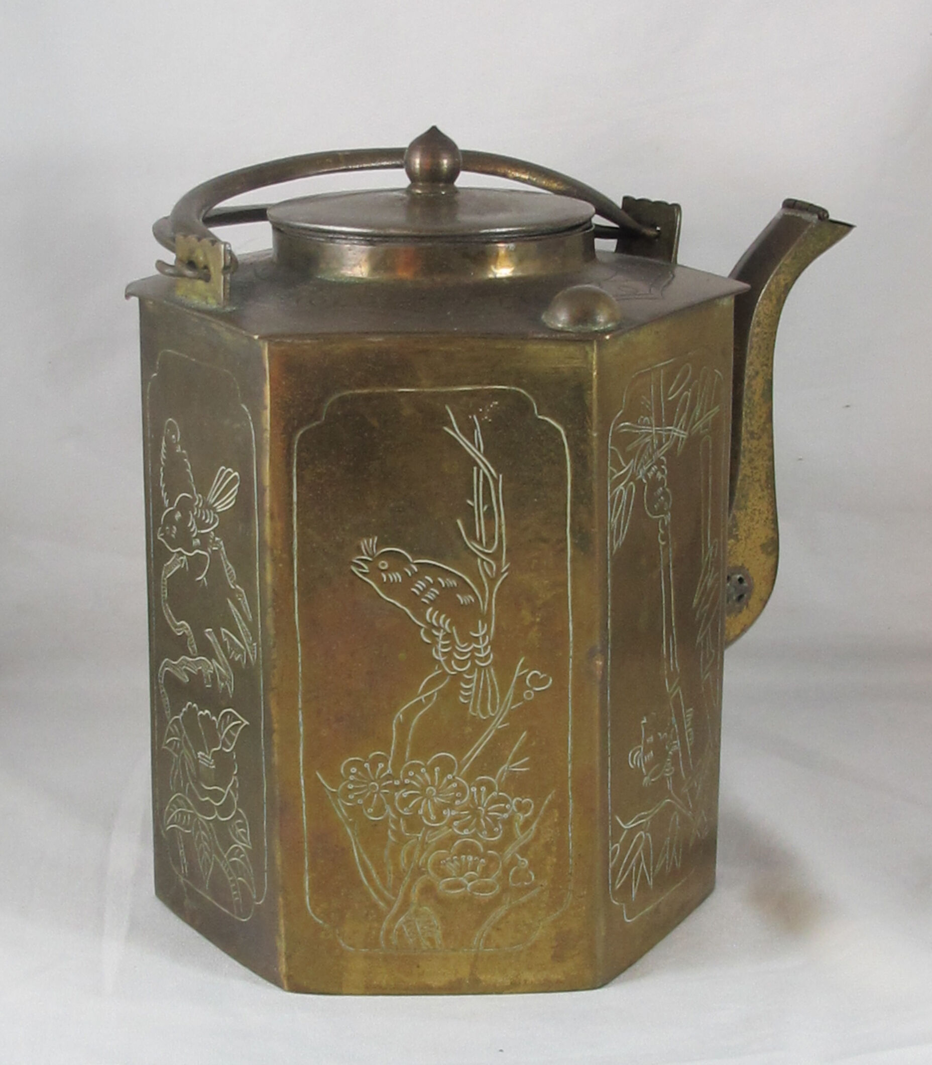 China 20th century copper teapot