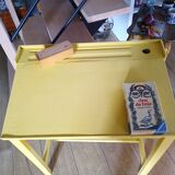 Children's desk
