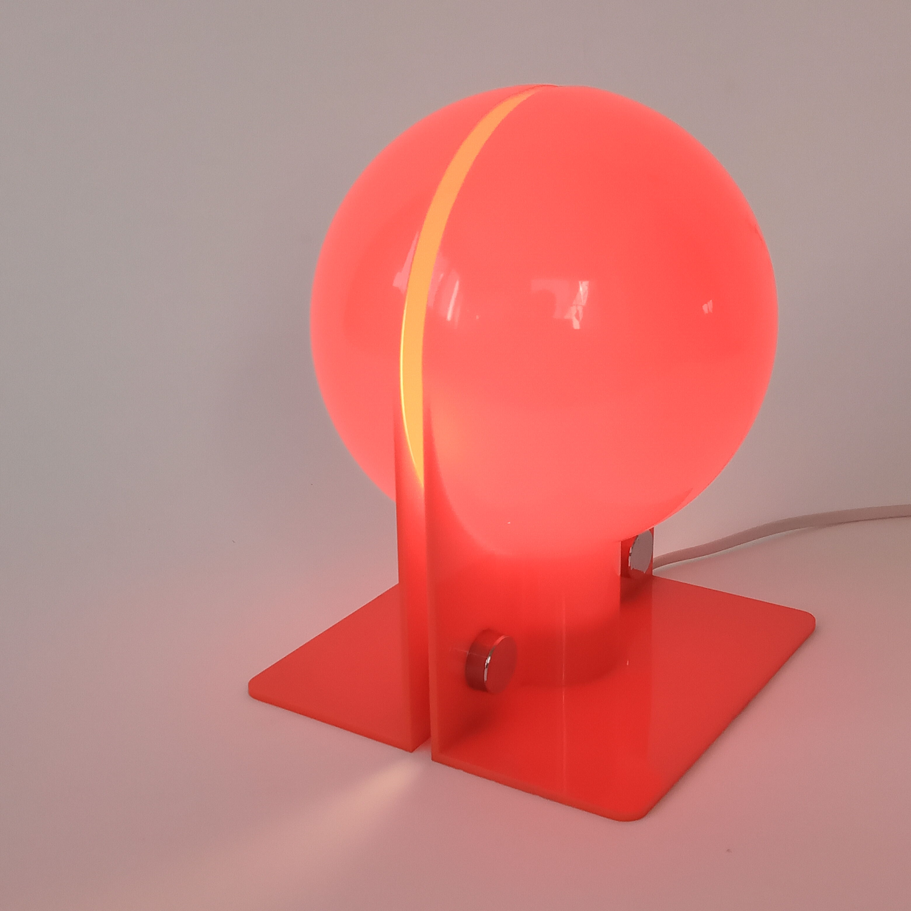 Lampe Harvey Guzzini par Brazzoni  et Lampa