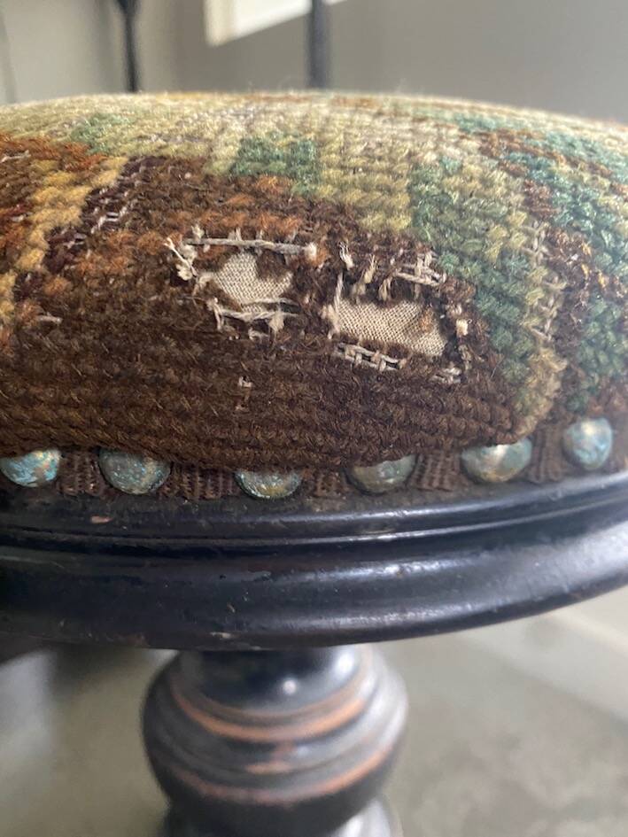 Piano stool from the early 20th century.