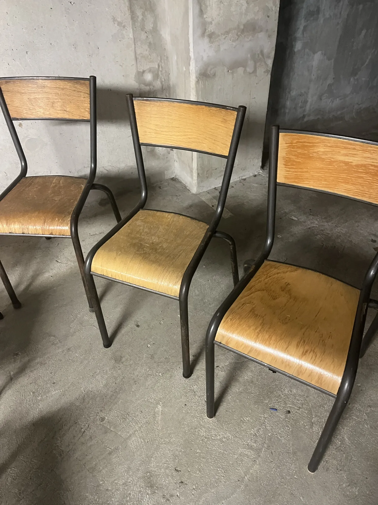 Set of 6 school chairs