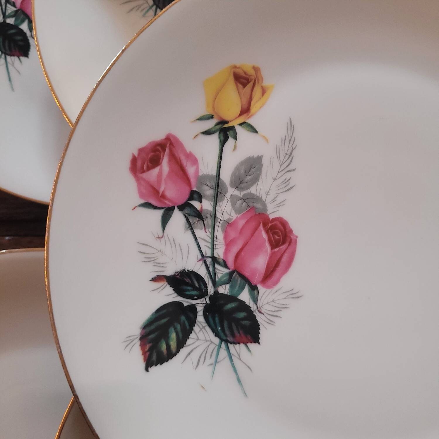 P.L. France flat plates – Roses – 1950s