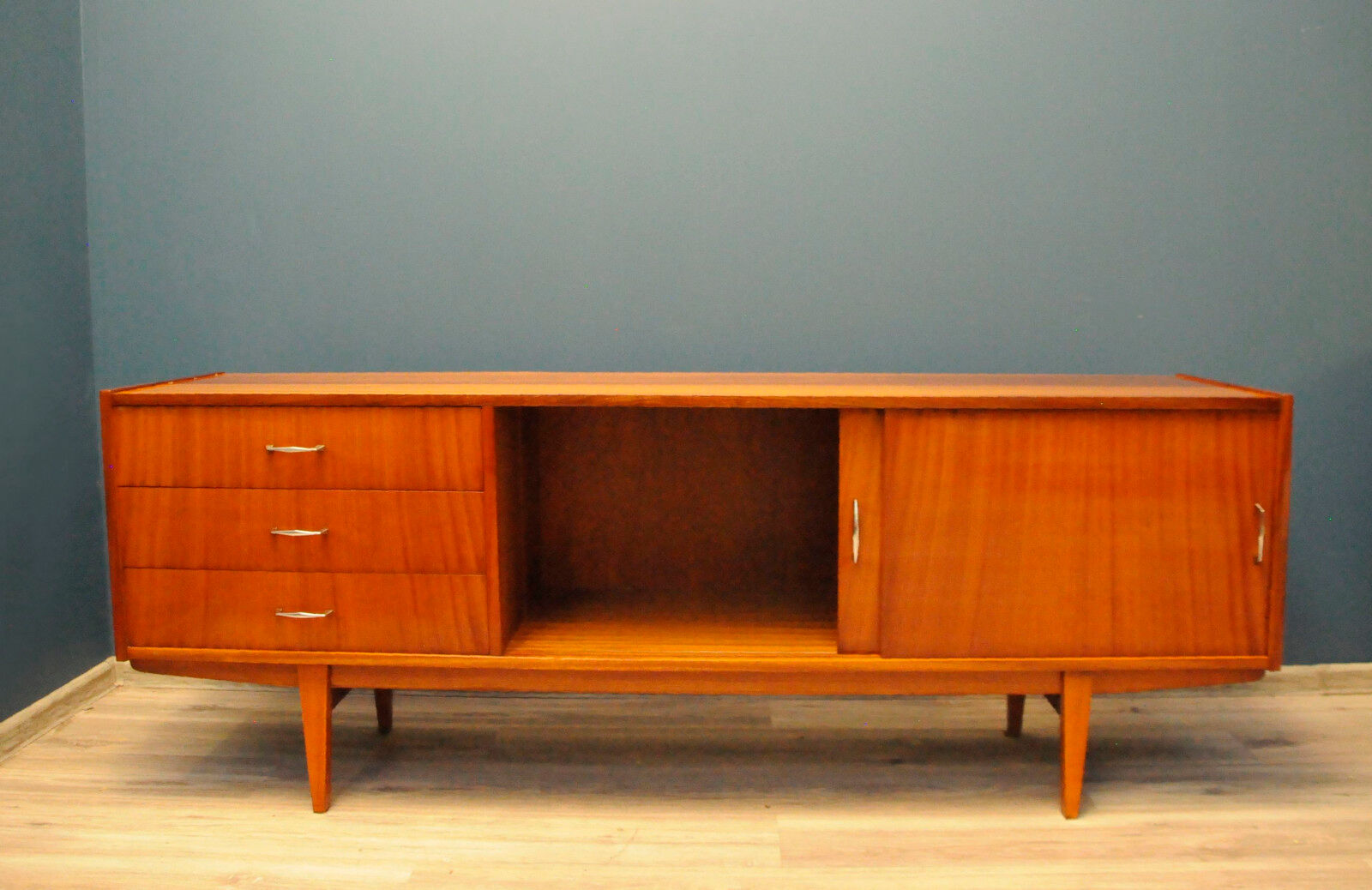 Commode Violetta, People's Republic of Poland