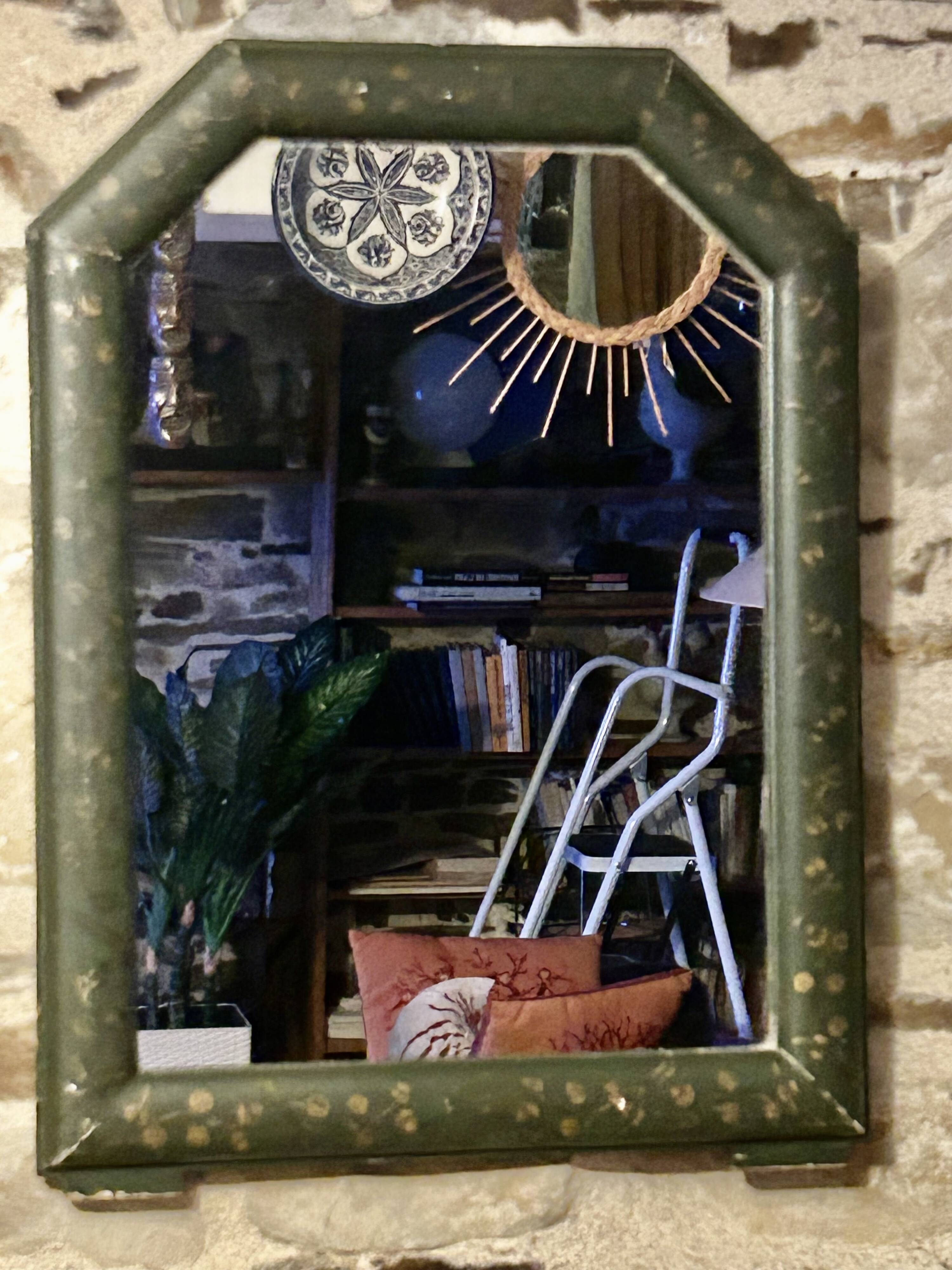 Mirror countryside wood and moulded stucco painted with gold garlands - 50 x 37 cm