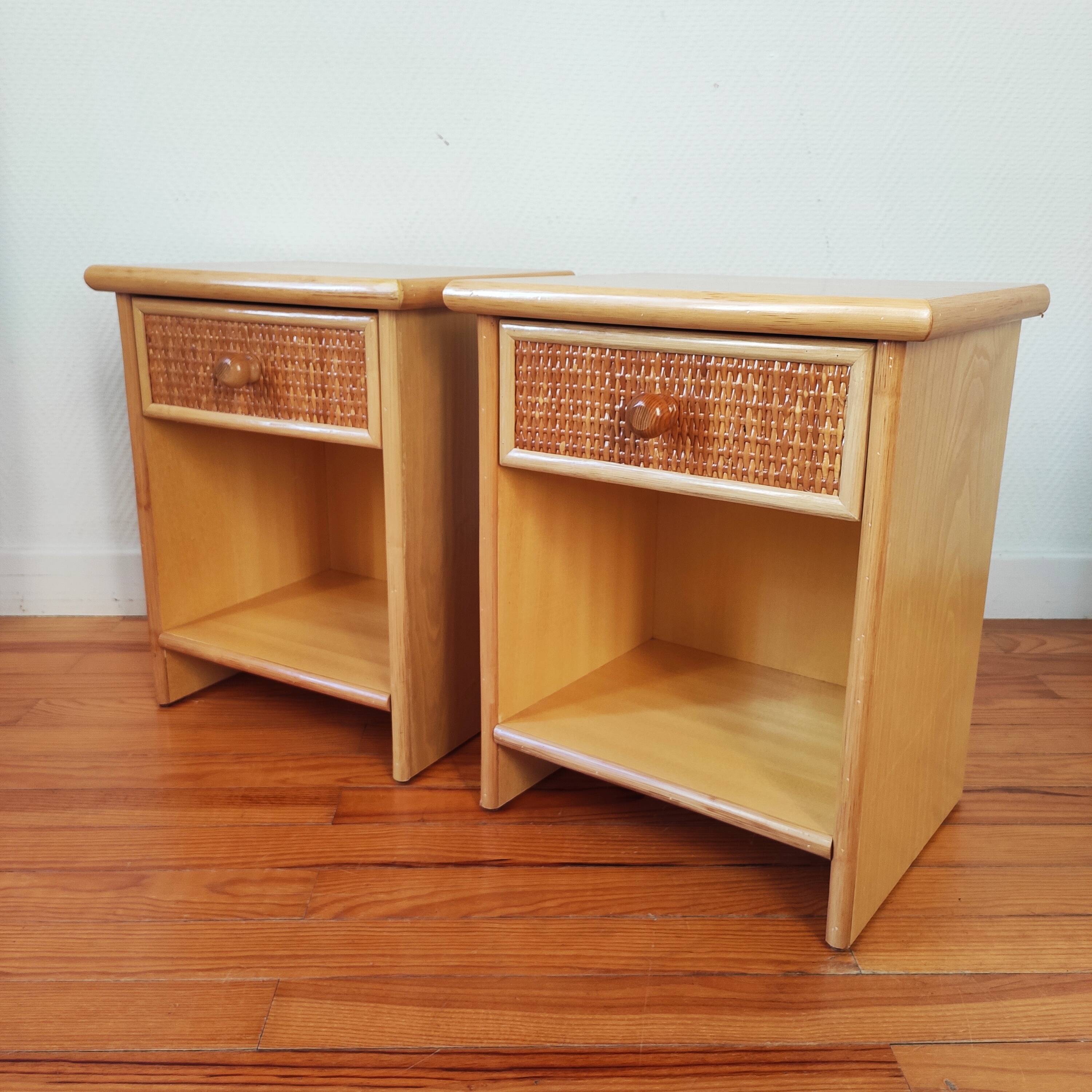 Pair of vintage bedside tables in wood and rattan.