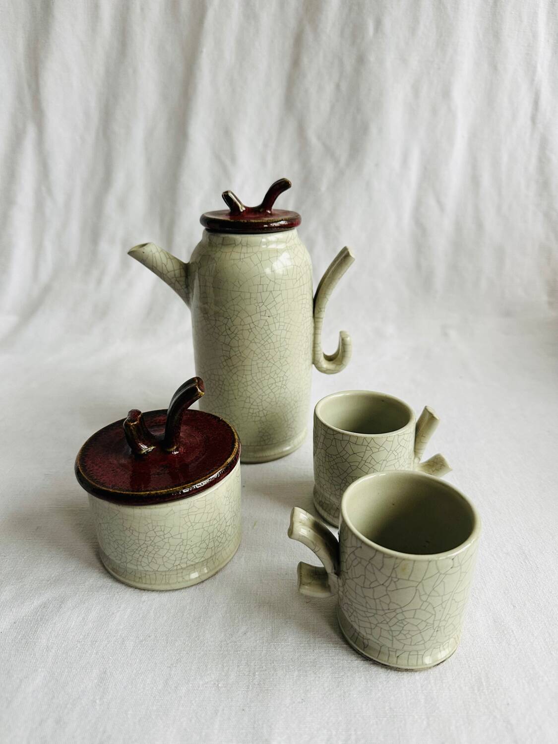 Cracked ceramic, signed.