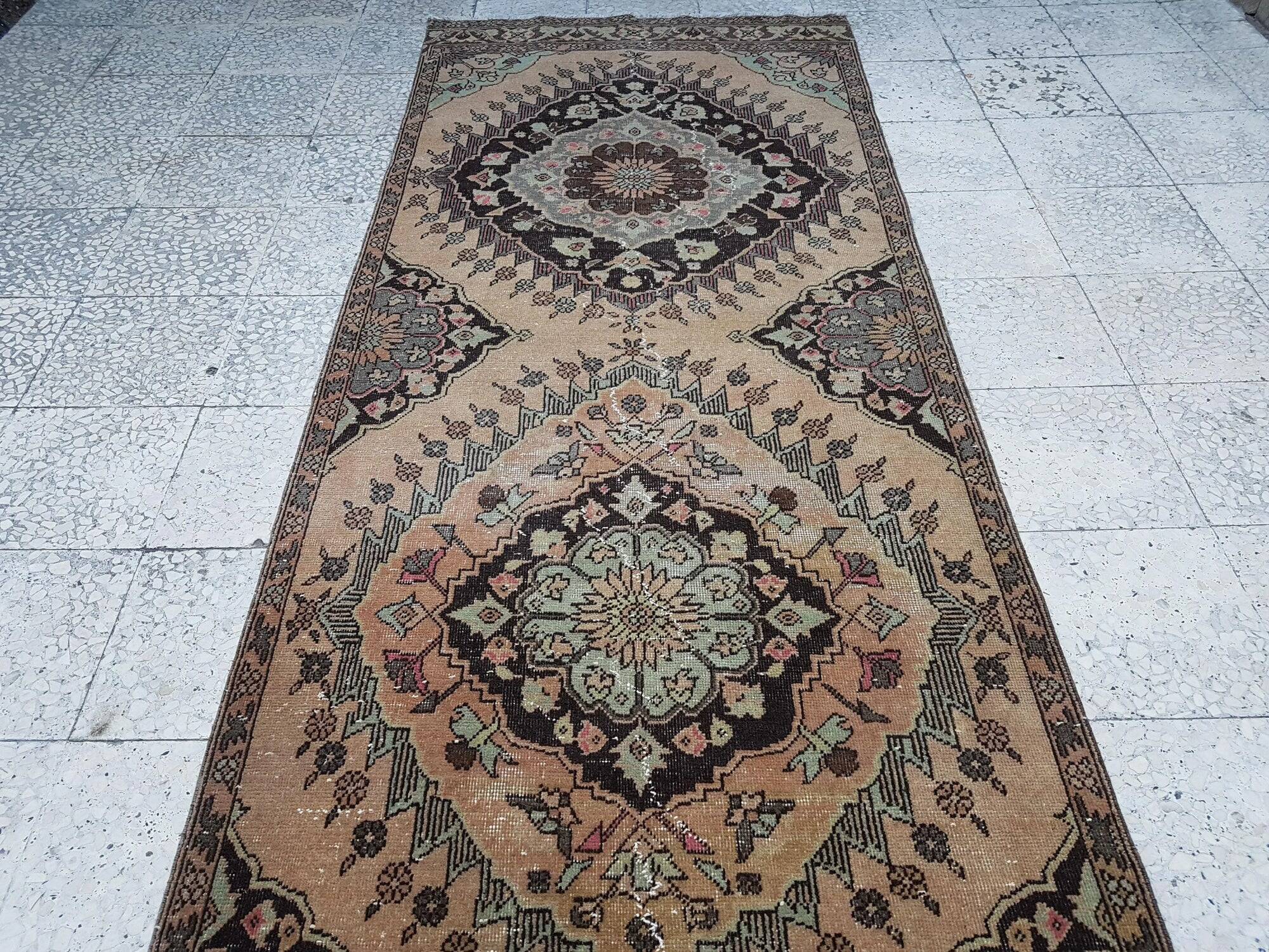 Vintage Turkish hallway rug 107x384 cm