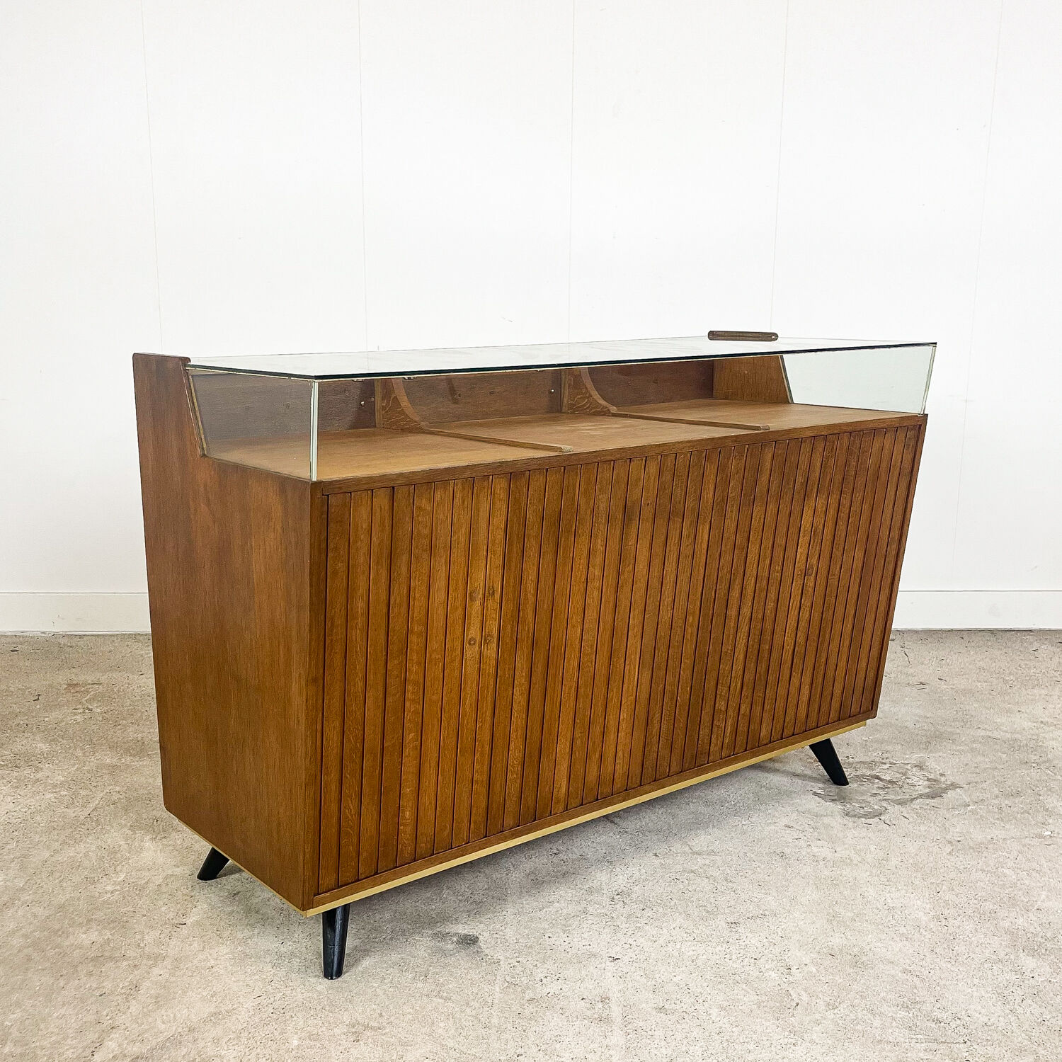 Vintage oak shop jewellery display counter with drawers