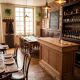 Comptoir ancien de bistrot en sapin