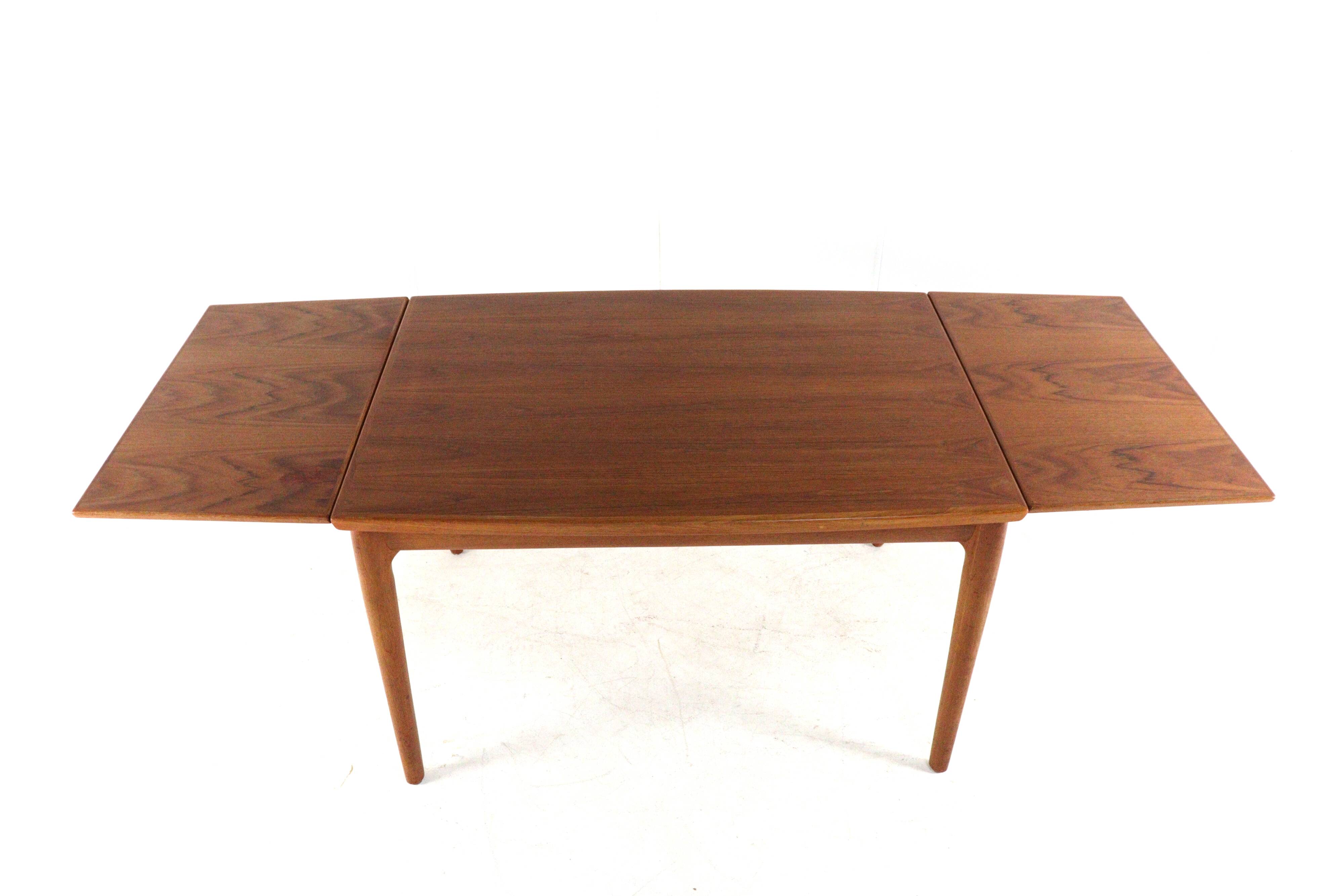Table à manger danoise rectangulaire extensible 'Lendum'