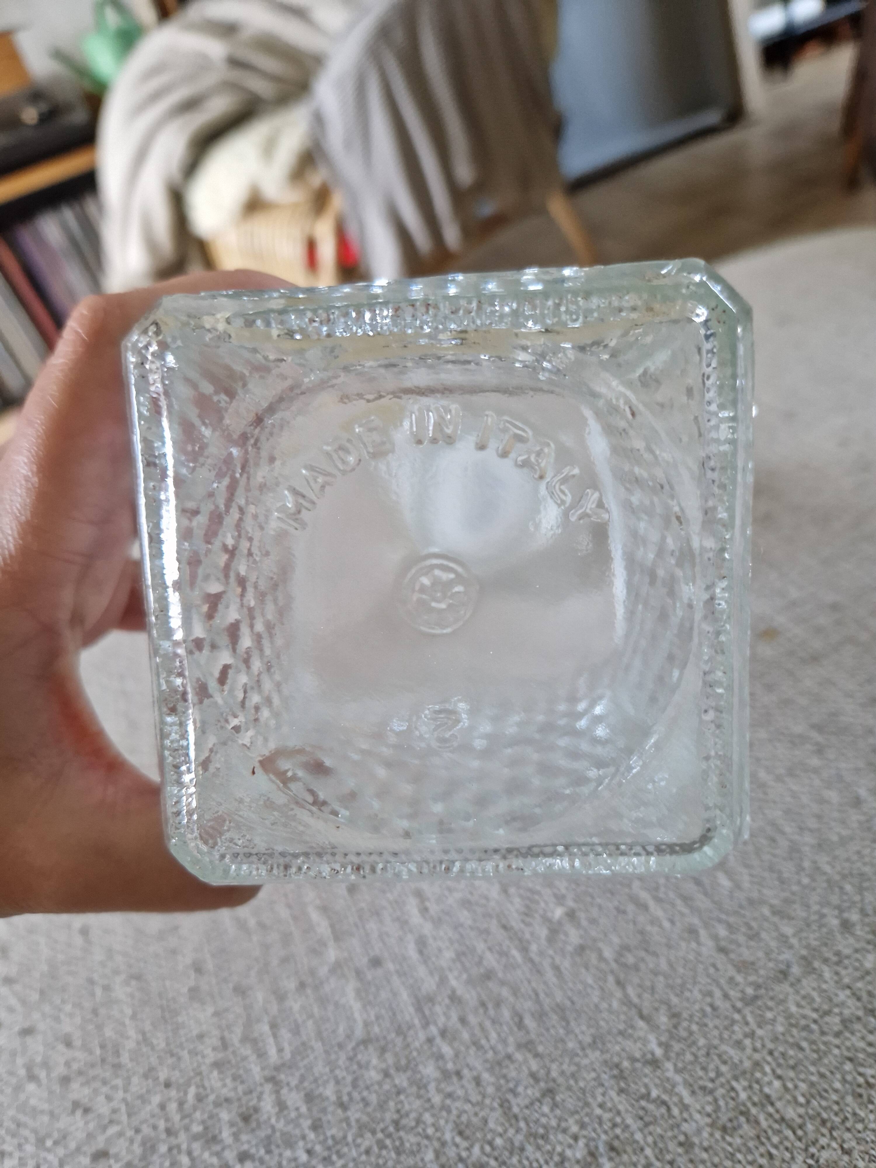 Whiskey decanter made in Italy