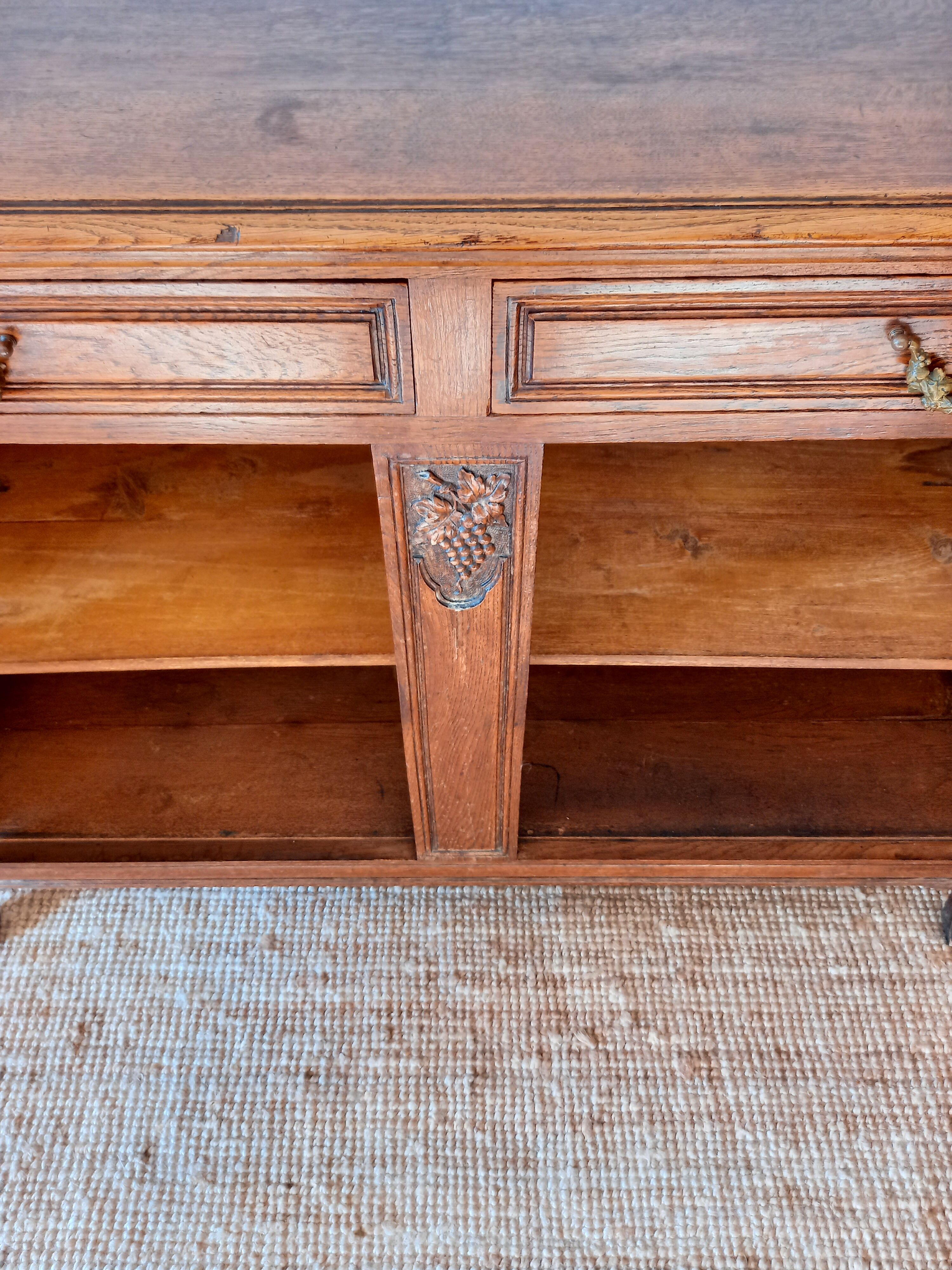 Buffet 1920