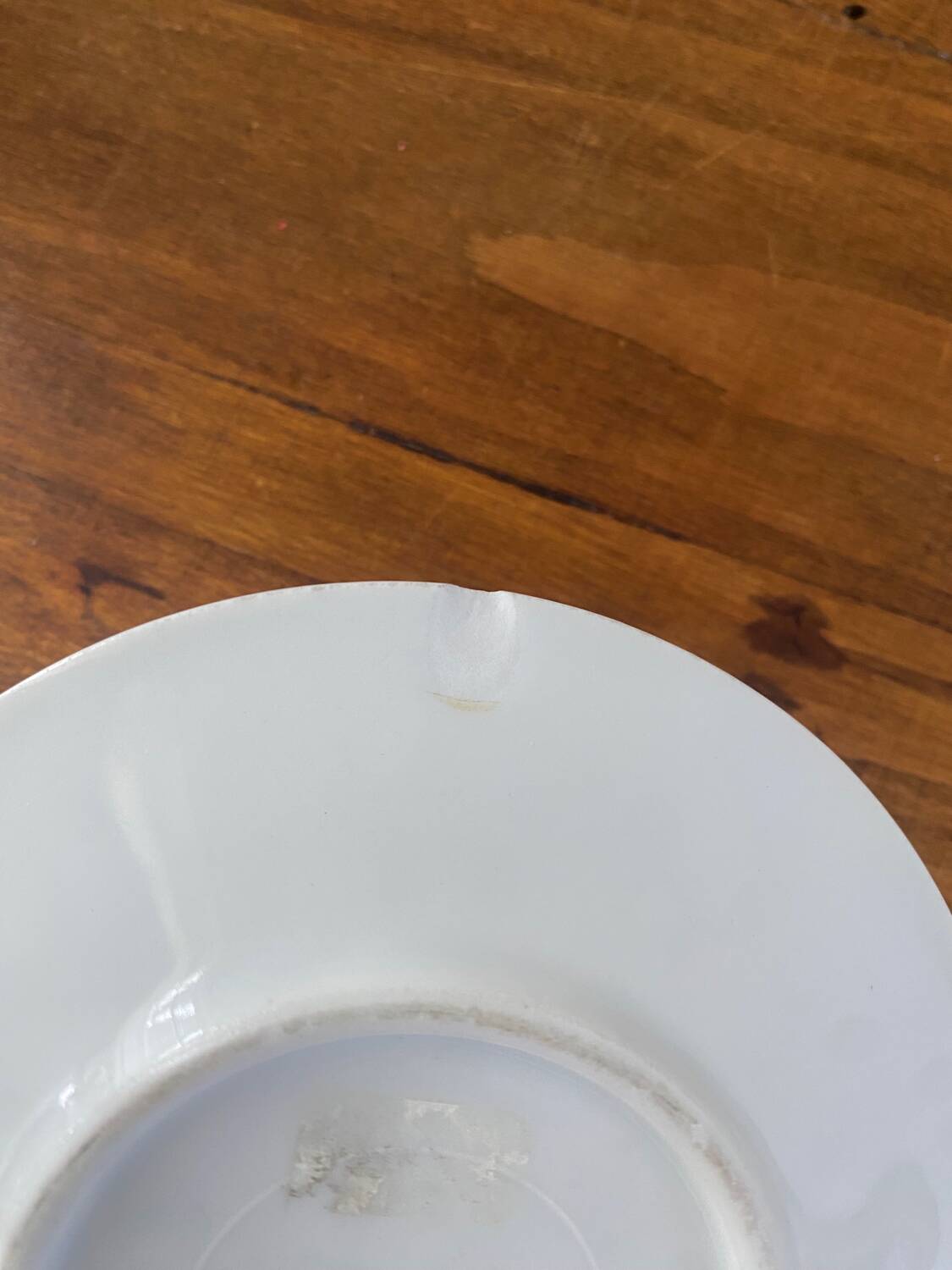 Tasse et soucoupe porcelaine blanche fleuri
