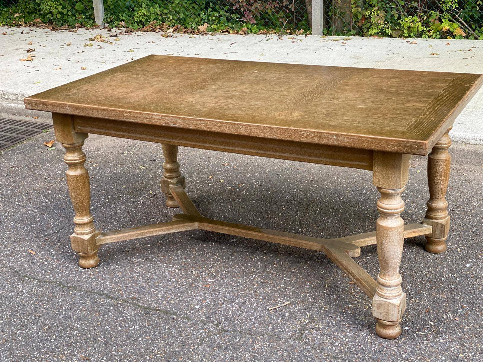 Table à manger de ferme extensible renaissance espagnol patinée 10 places