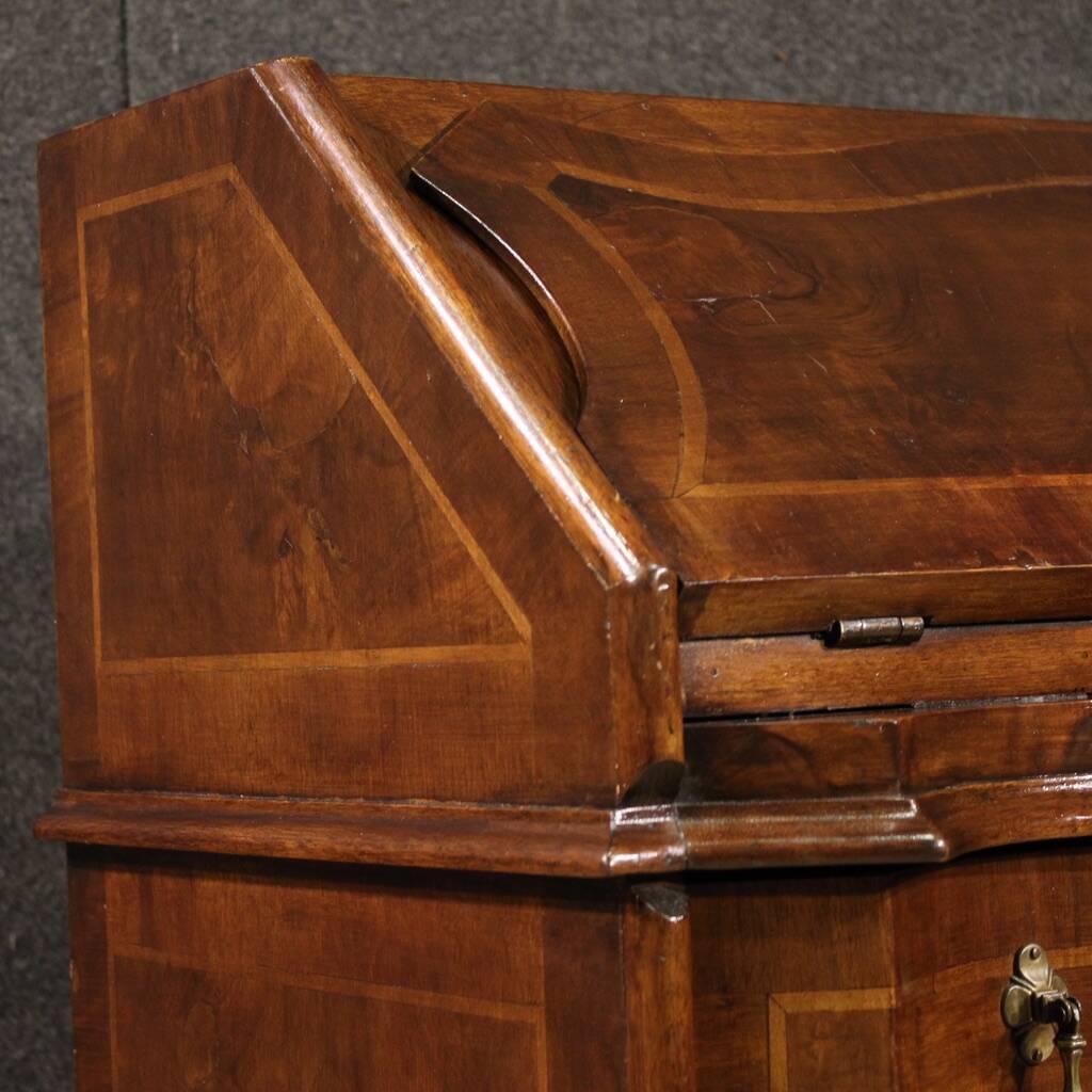 Small Venetian bureau of the 20th century