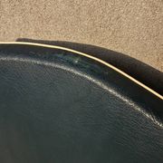Paire de chaises en Skaï vert - années 50