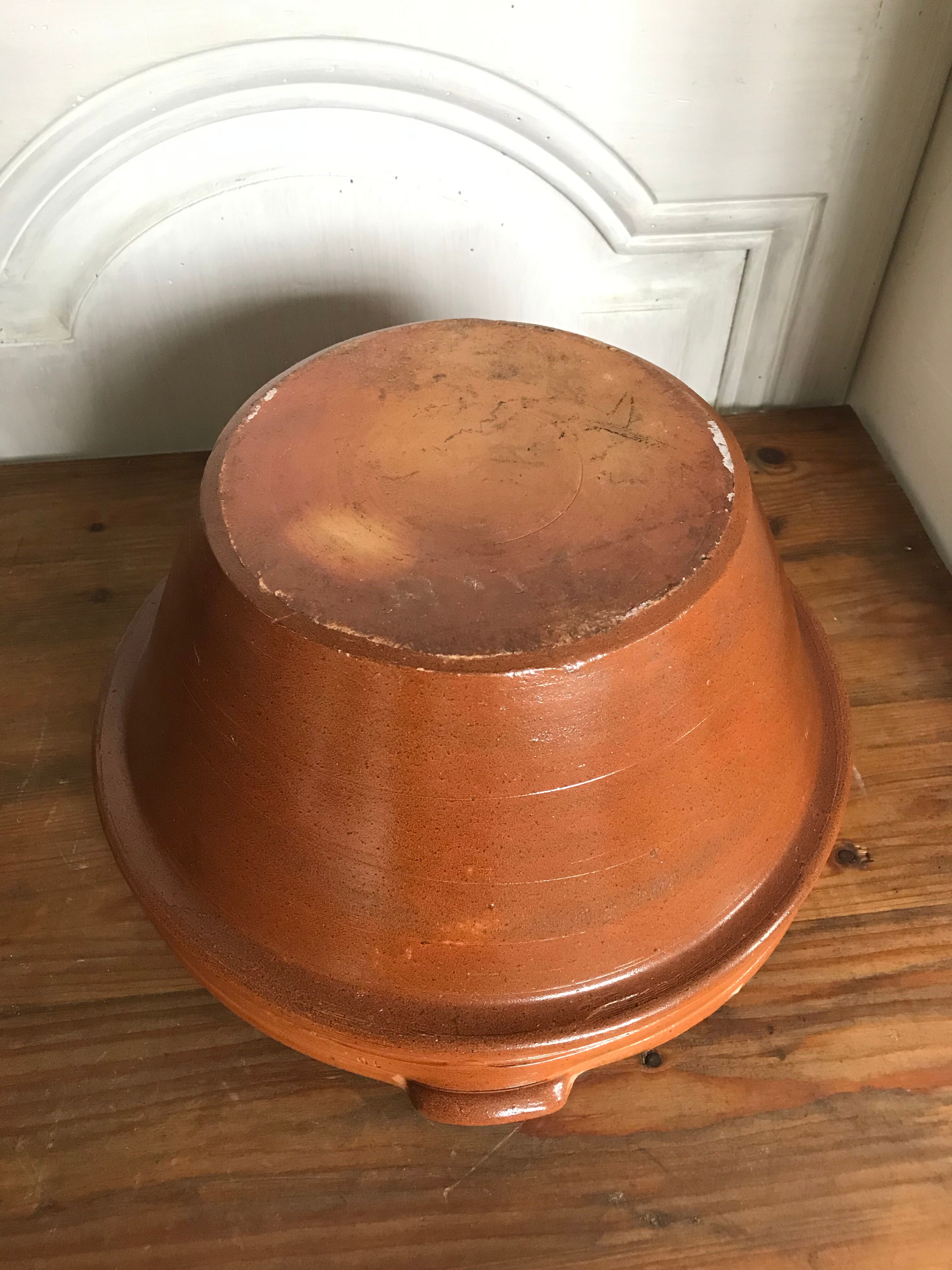 Plat en terre cuite émaillée 10l