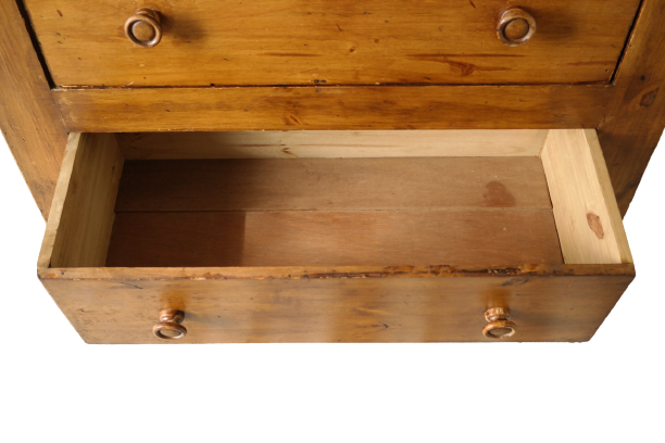 Rustic pine chest of drawers