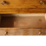 Commode campagnard en sapin