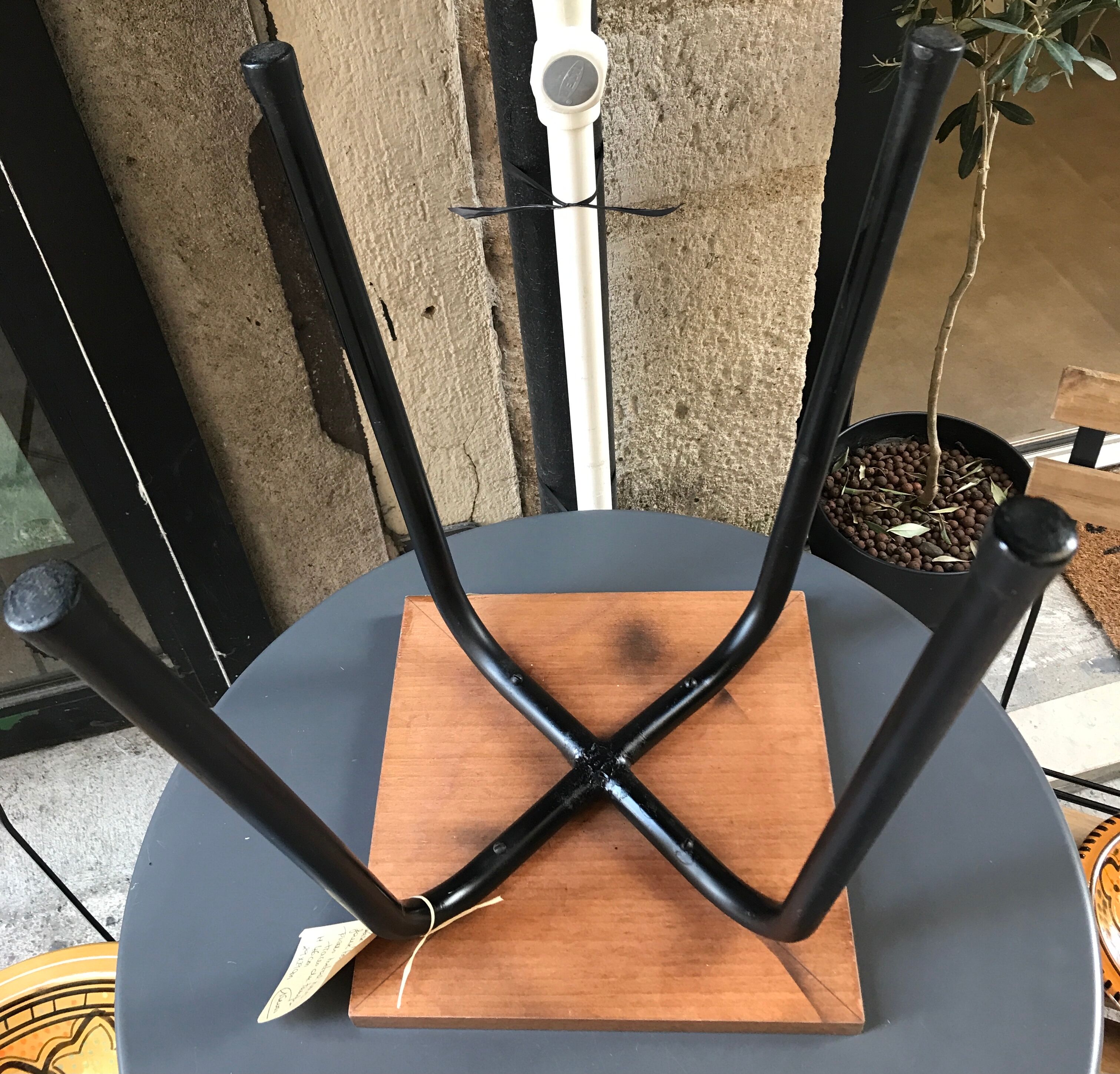 Tabouret vintage assise Formica faux bois