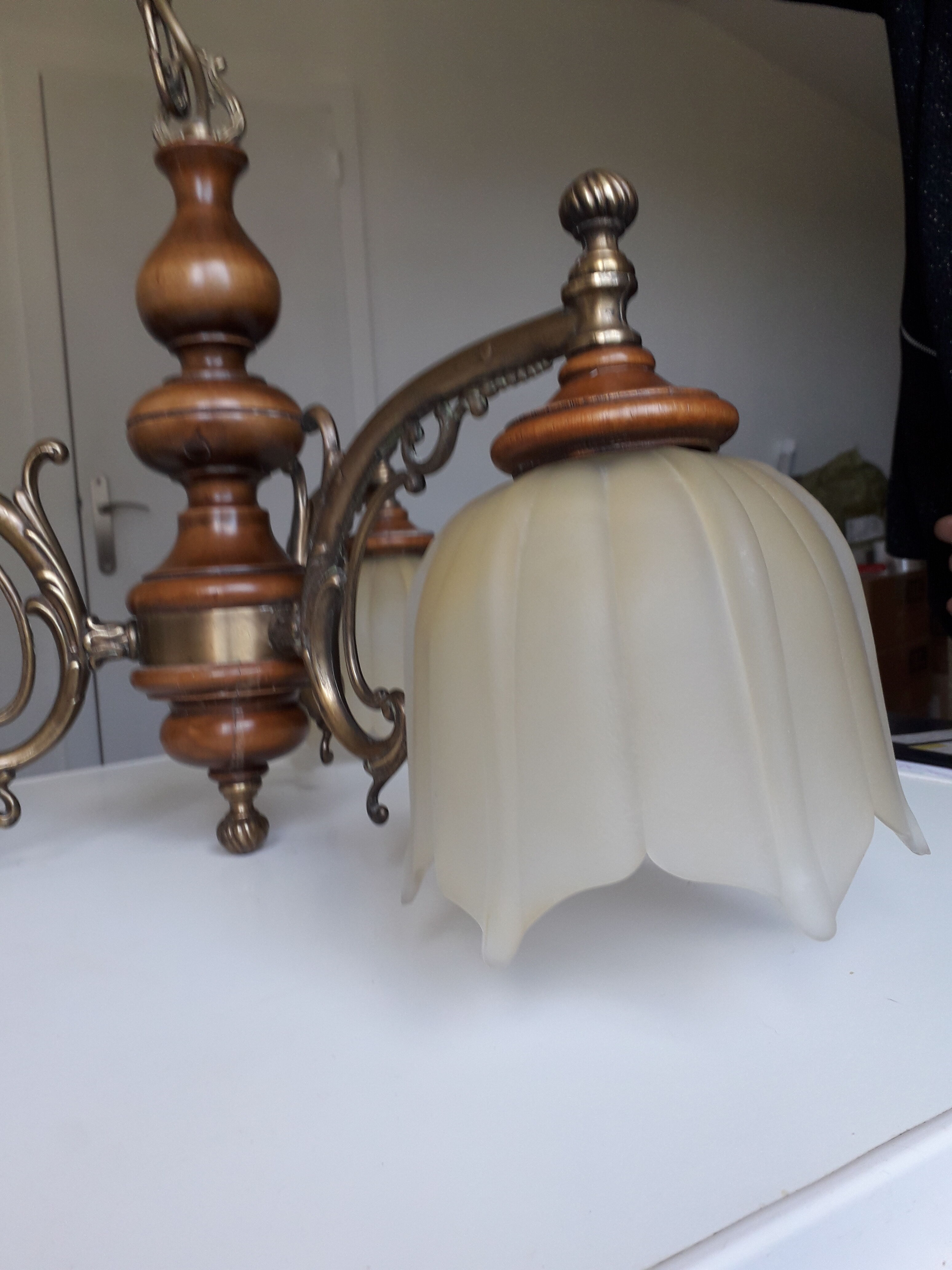 Vintage 3-spoke chandelier