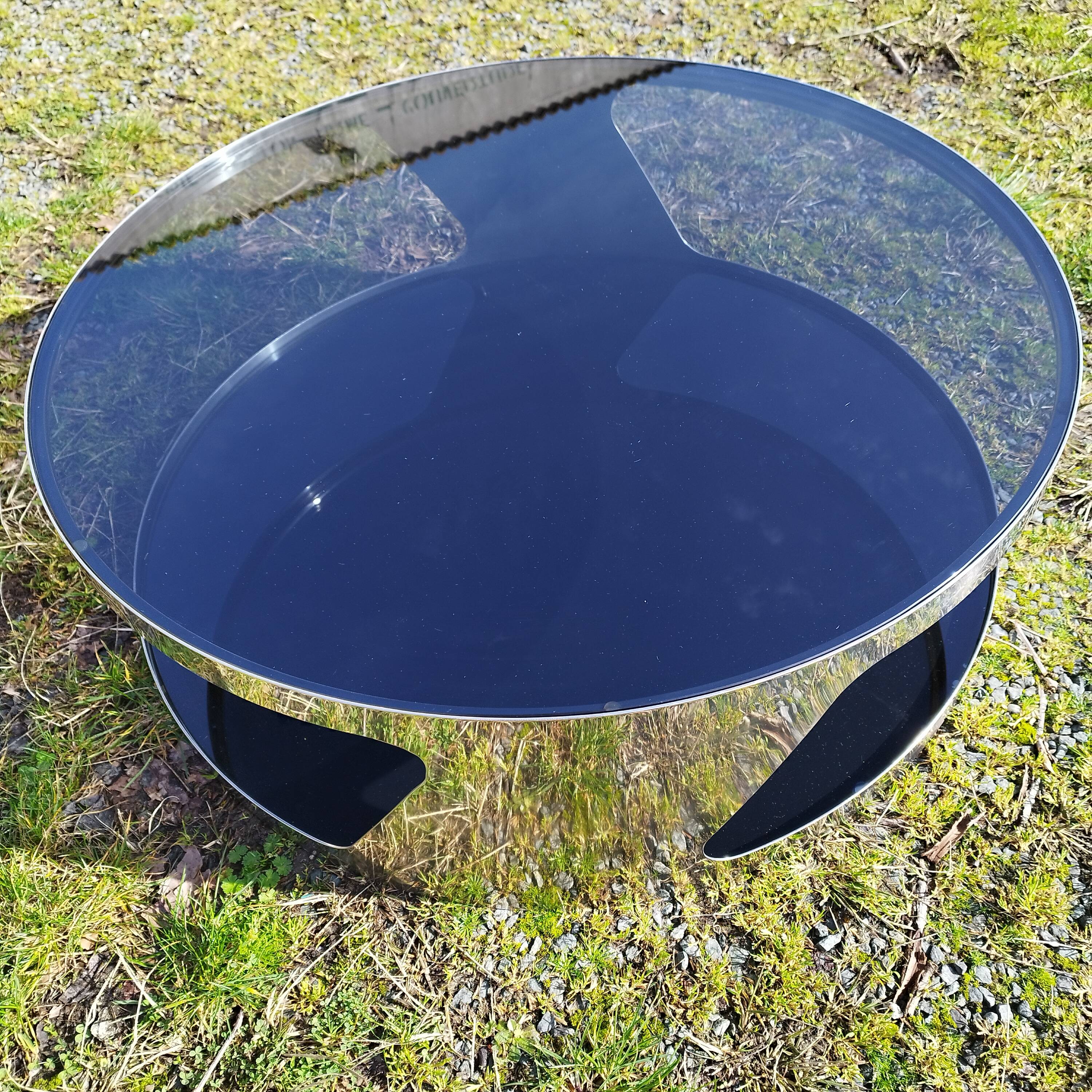 Vintage coffee table by Gallotti and Radice.