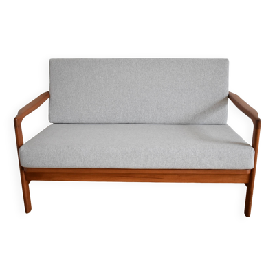 Canapé scandinave deux places, gris clair