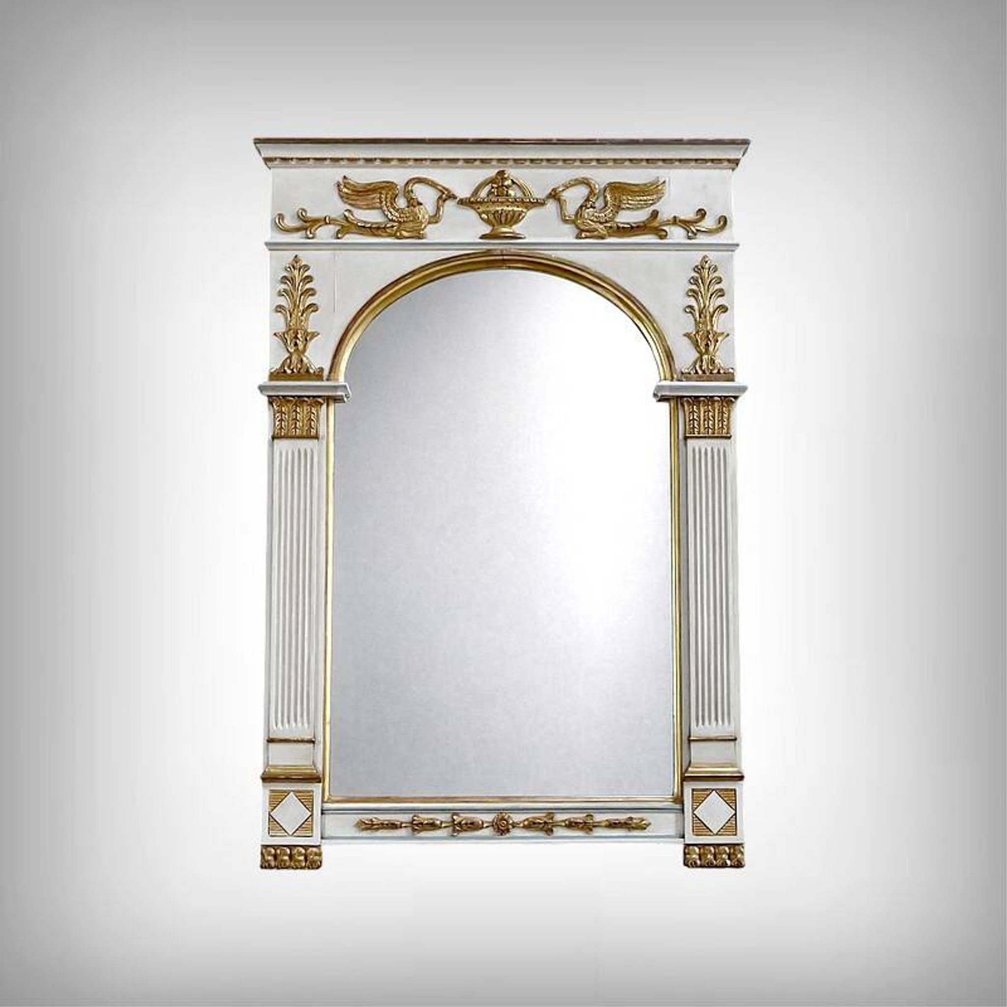 Large trumeau mirror, Directoire style – Early 20th century