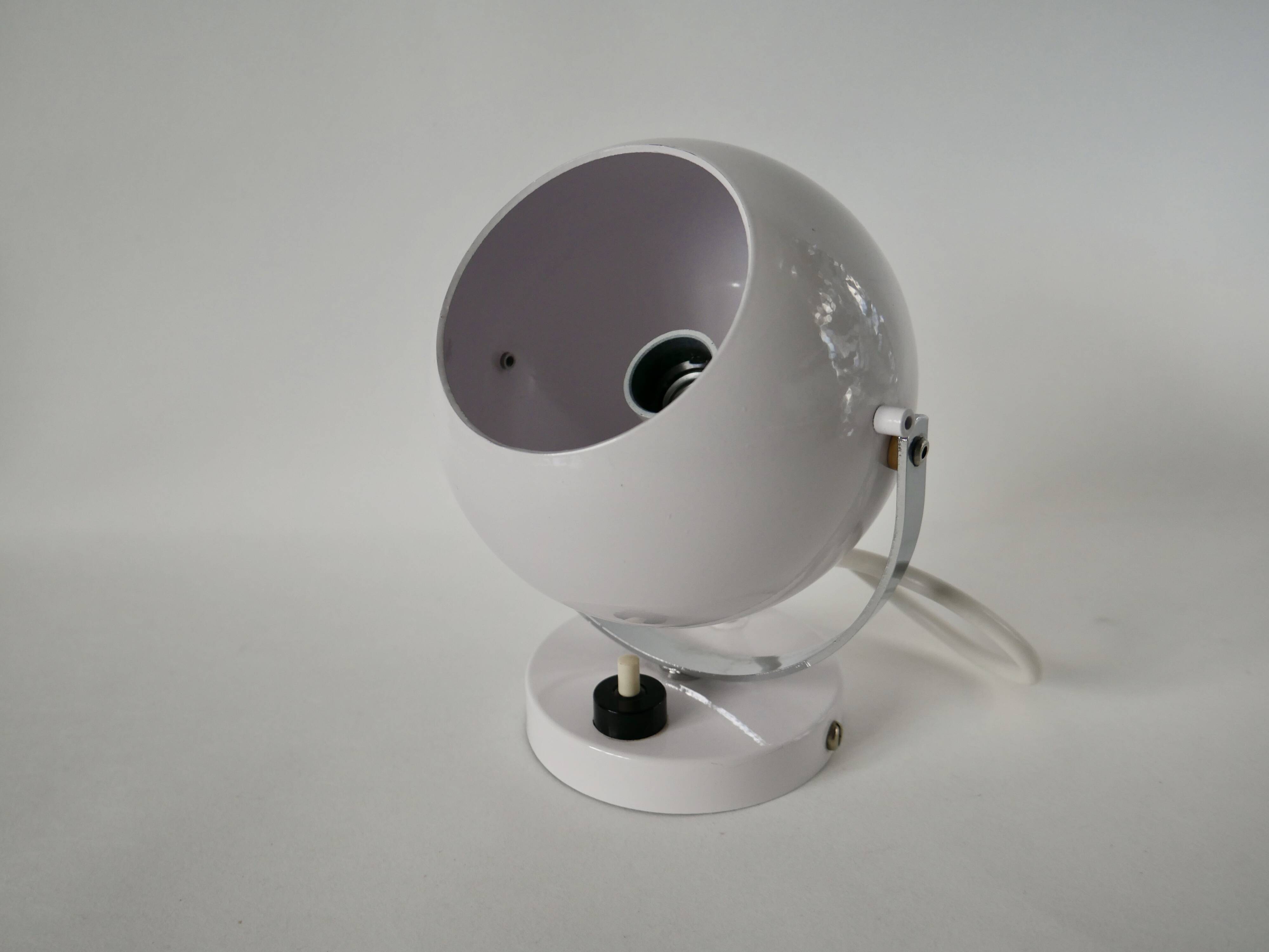 Eyeball space age white wall light from the 70s