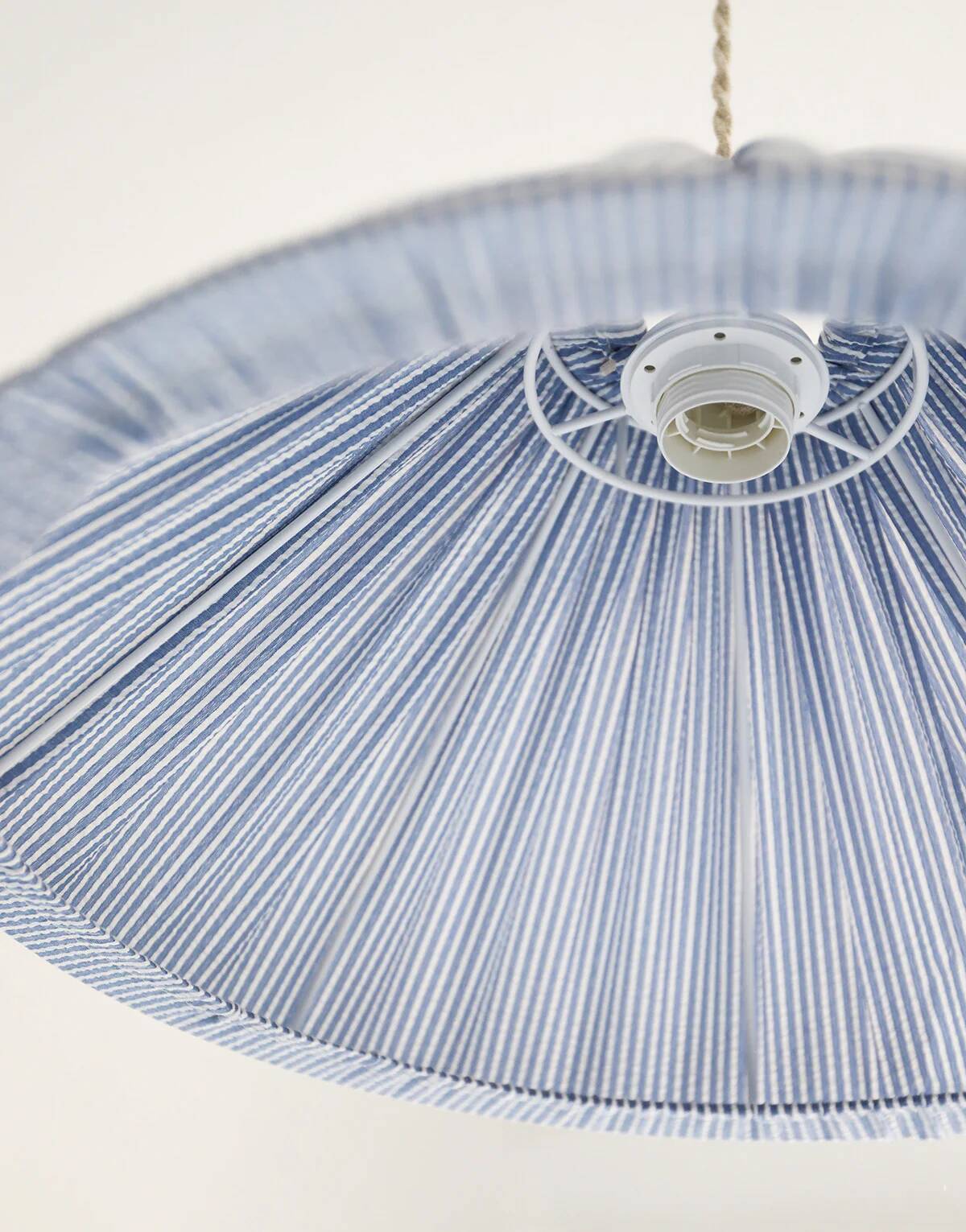 Conical suspension fine stripes Malala "marine"