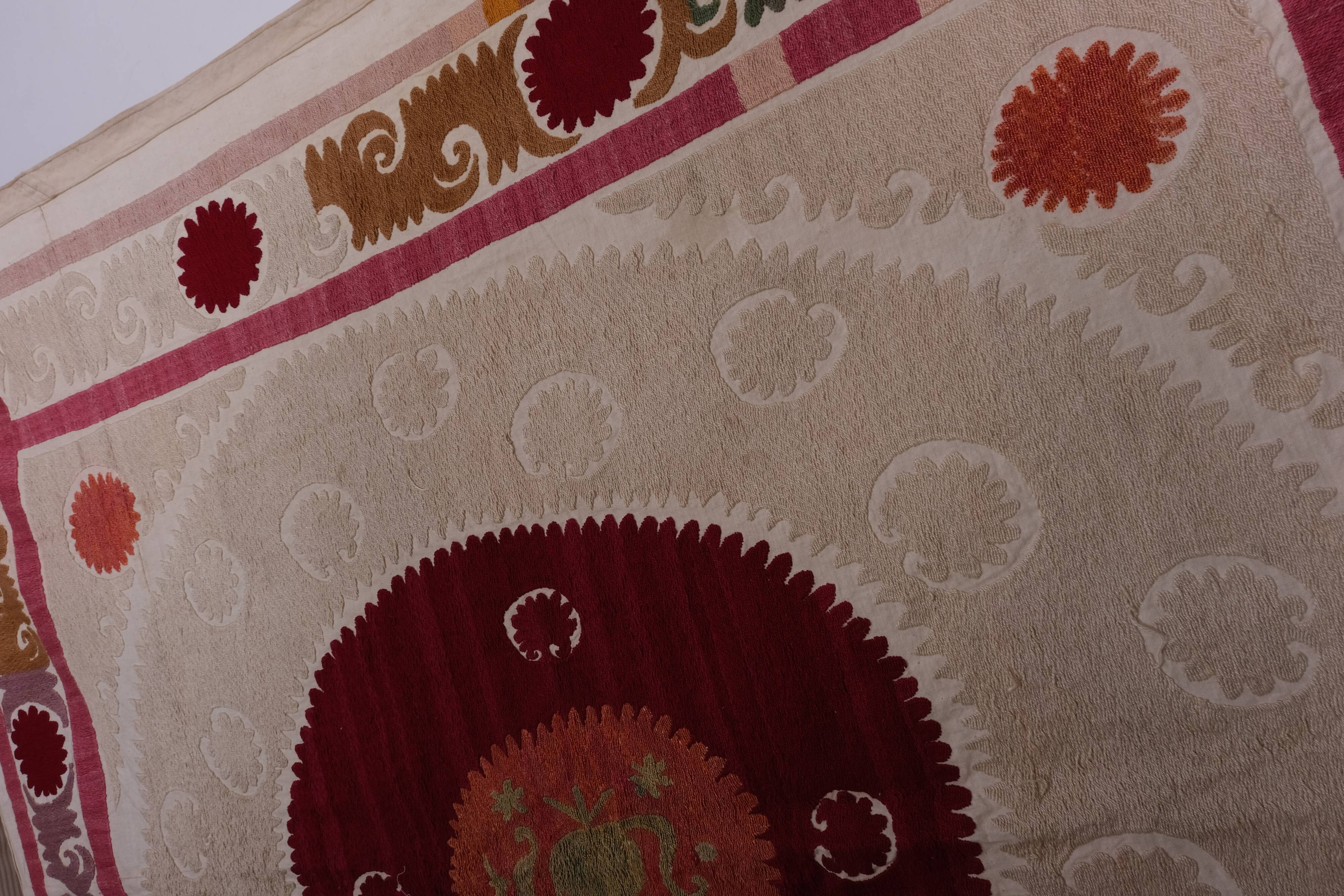 Hand knotted rug, vintage Turkish rug 116x129 cm