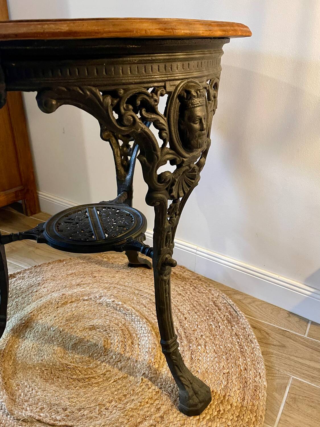 English pub table circa 1901