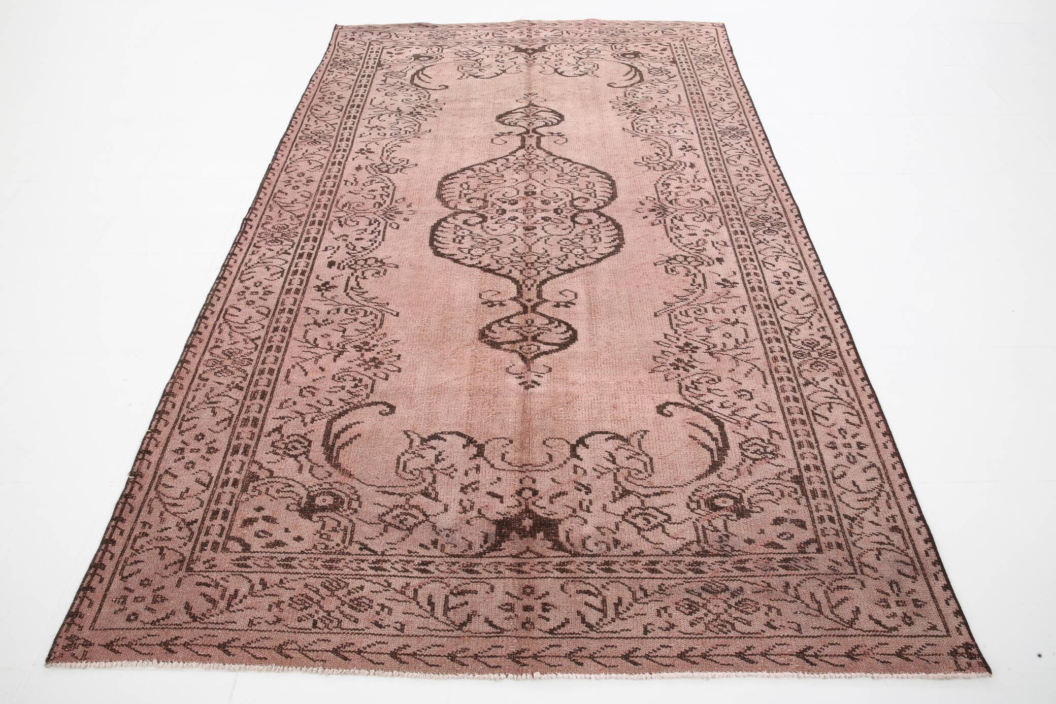 Tapis Vintage Kilim Rose Poudré Motifs Anatoliens, 176x282