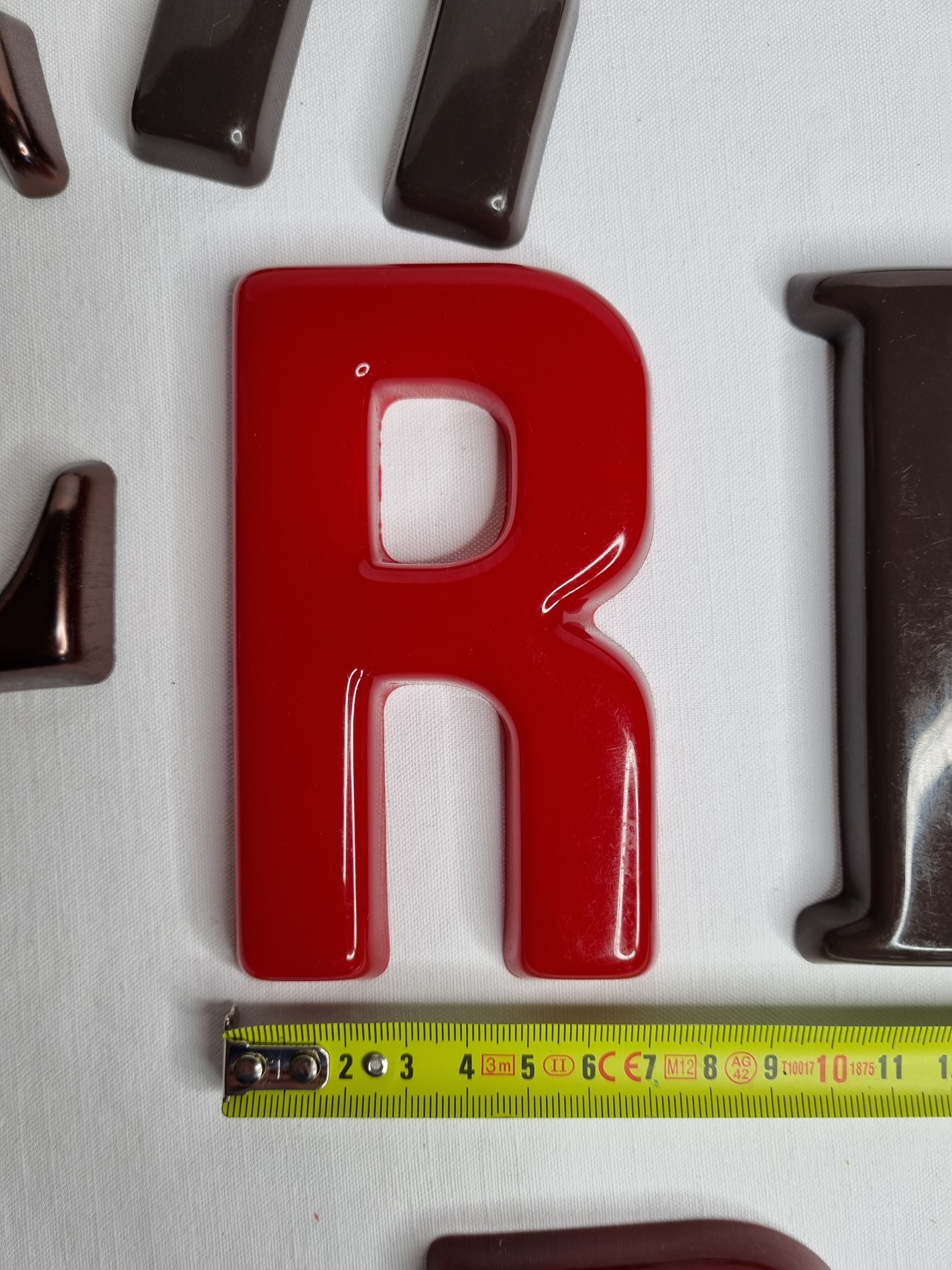 Set of 10 vintage sign letters, 11.5 cm