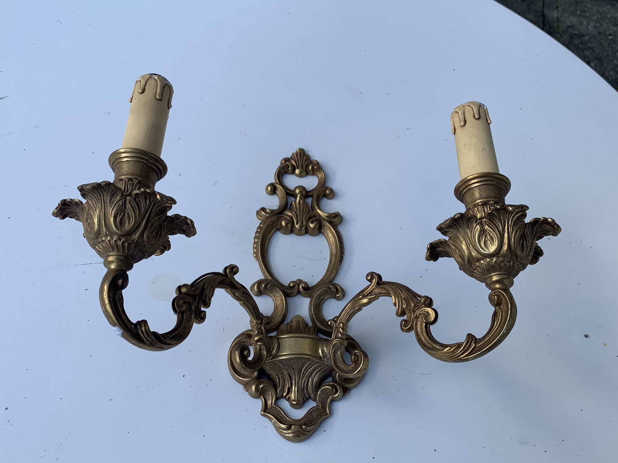Wall lamp in gilded bronze style Louis XV baroque vintage