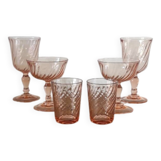Rosaline Glass Set