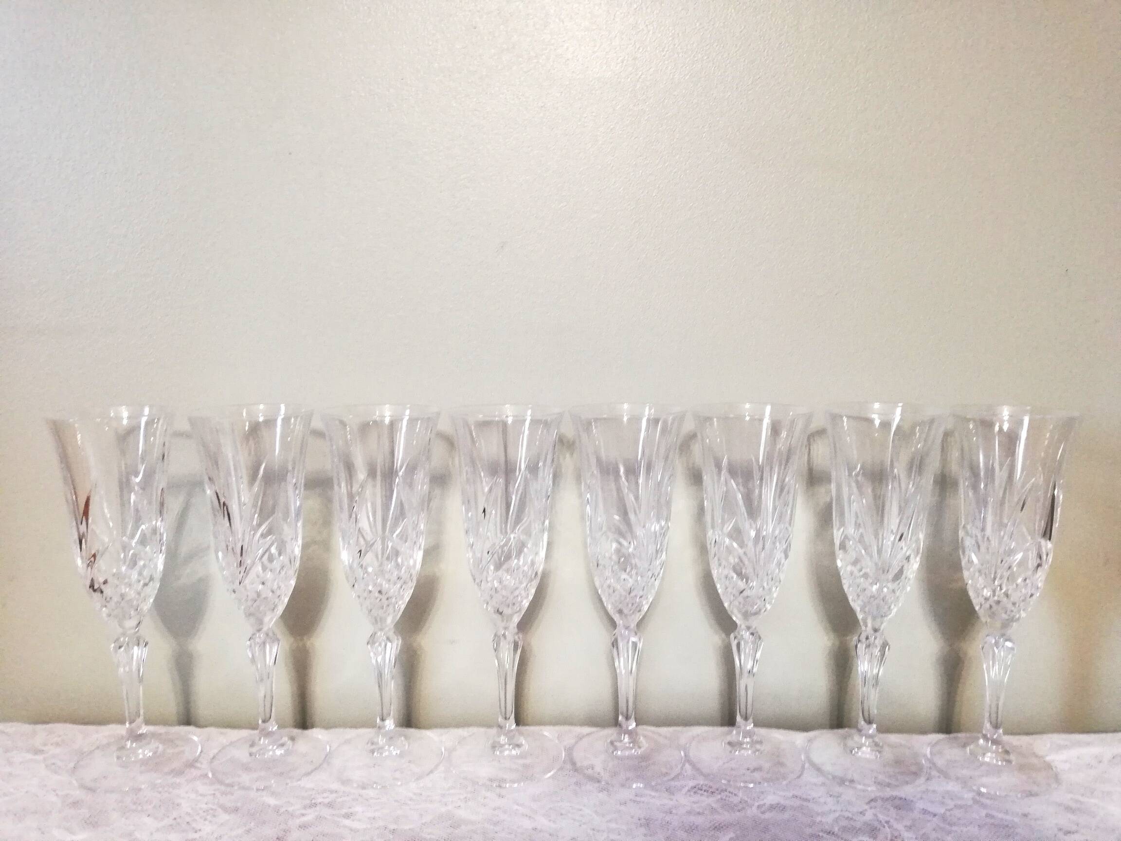 8 crystal champagne flutes
