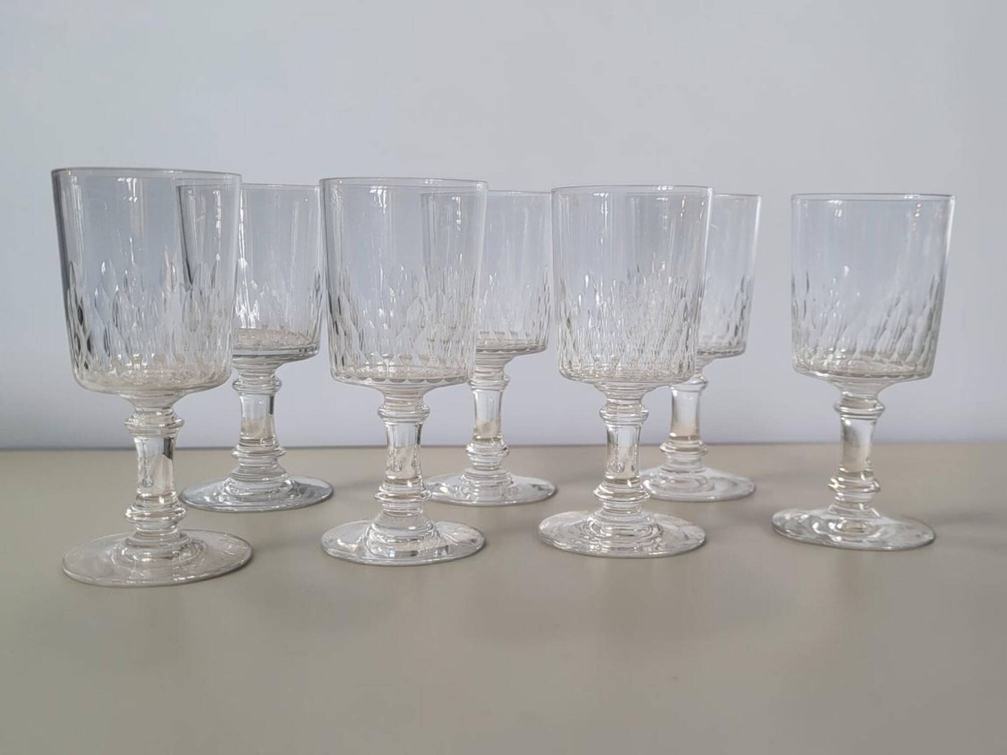 Baccarat - 7 wine glasses model Richelieu-Champigny