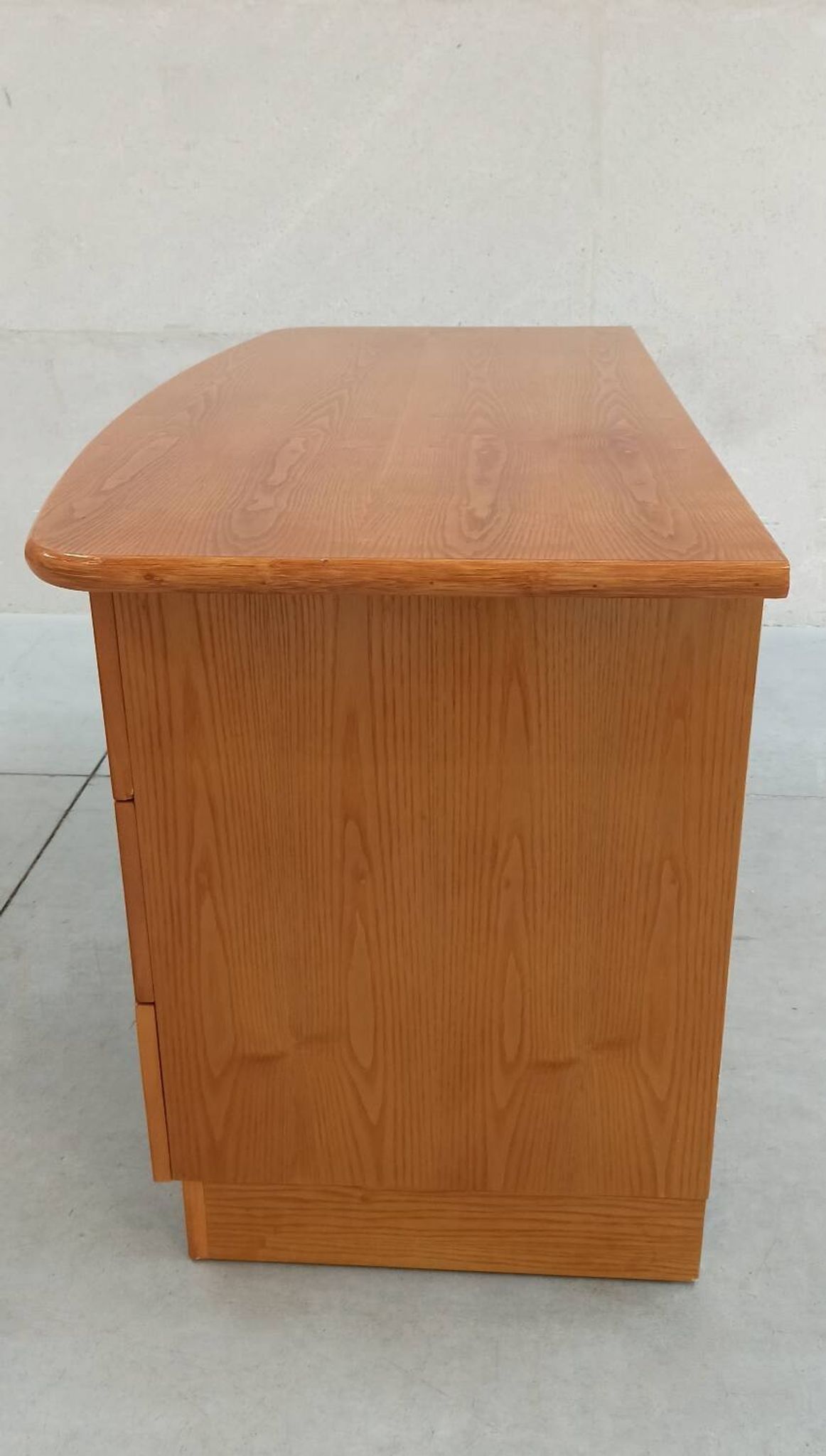 Vintage chest of drawers with bamboo and rattan details