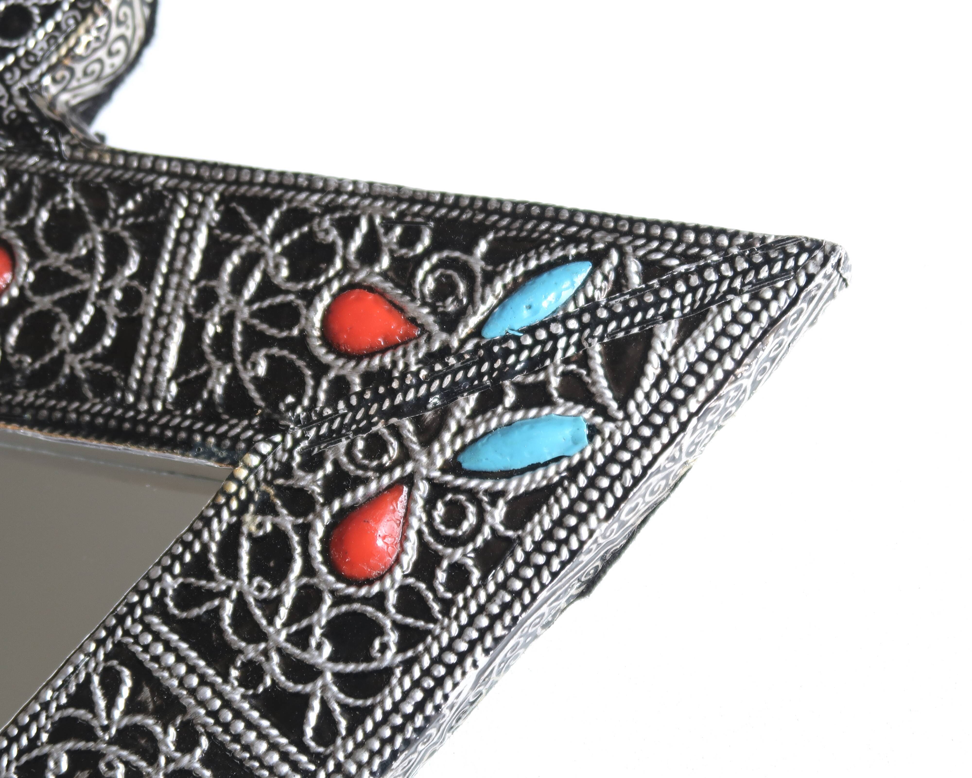 Triangular mirror in silver metal and pearls, 80s