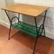 Scoubidou vinyl holder table