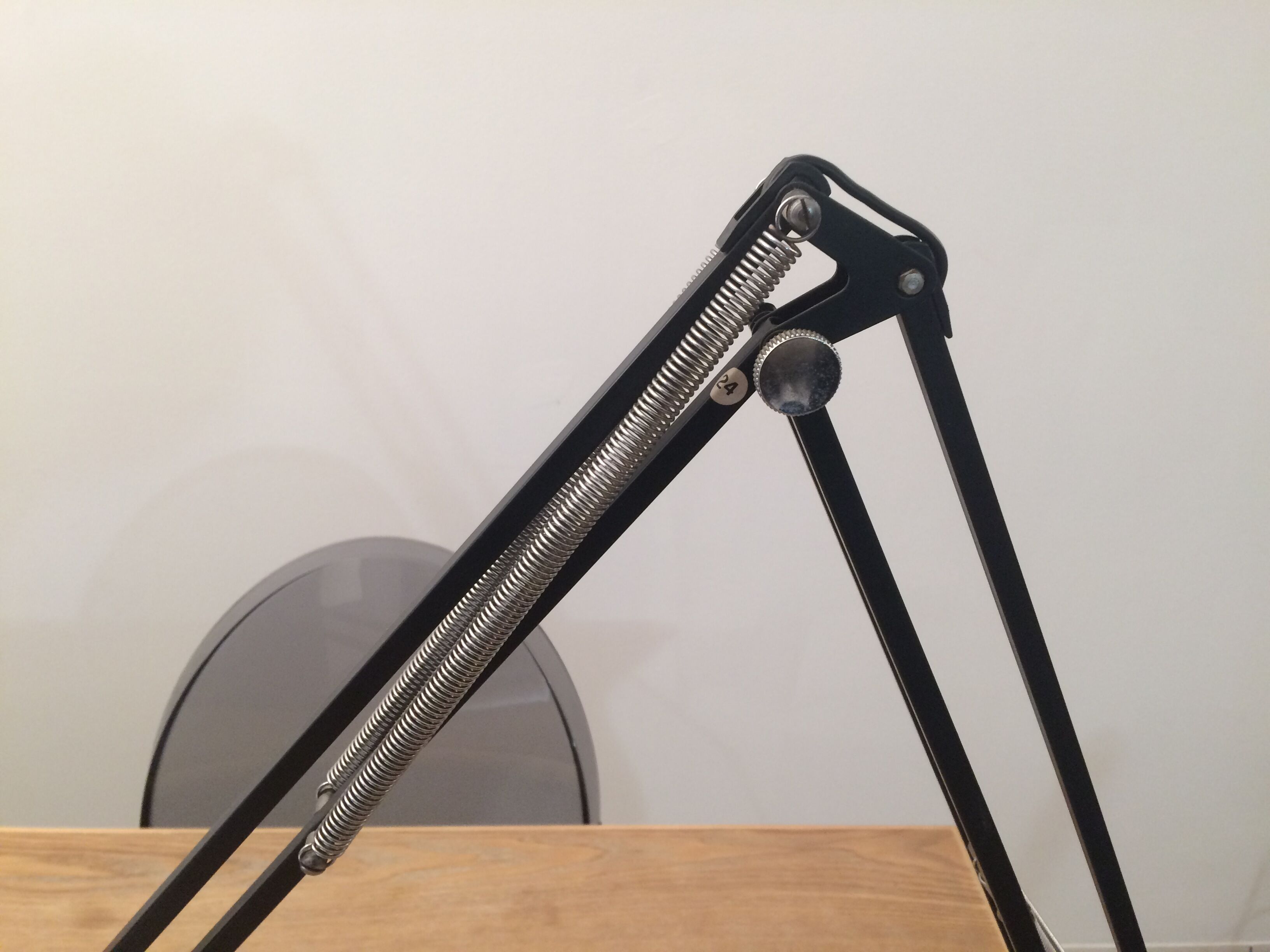 Lampe de bureau architecte Lixo L1 pixar design J. Jacobsen 90