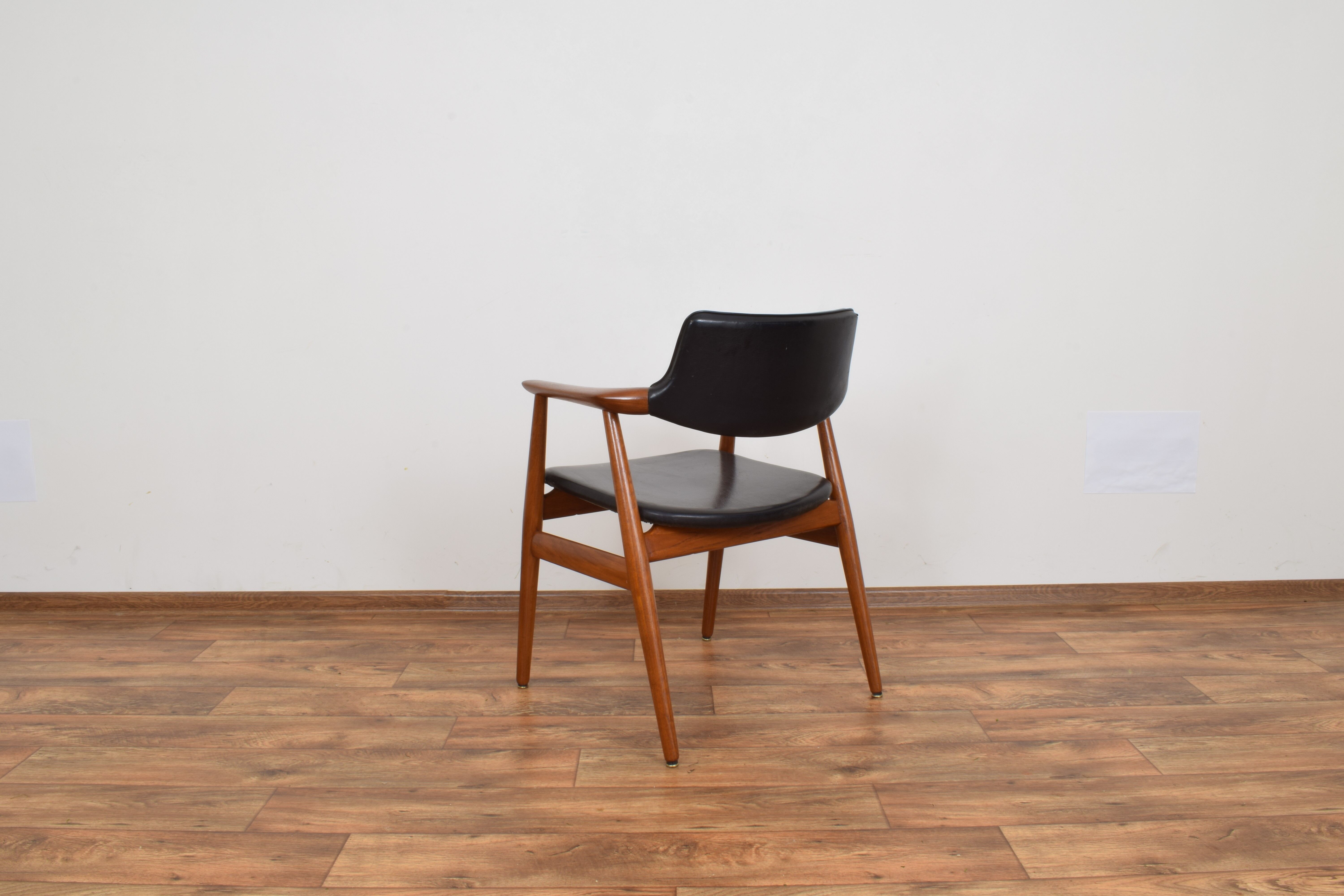 Danish armchairs By Svend Åge Eriksen For Glostrup, 1950