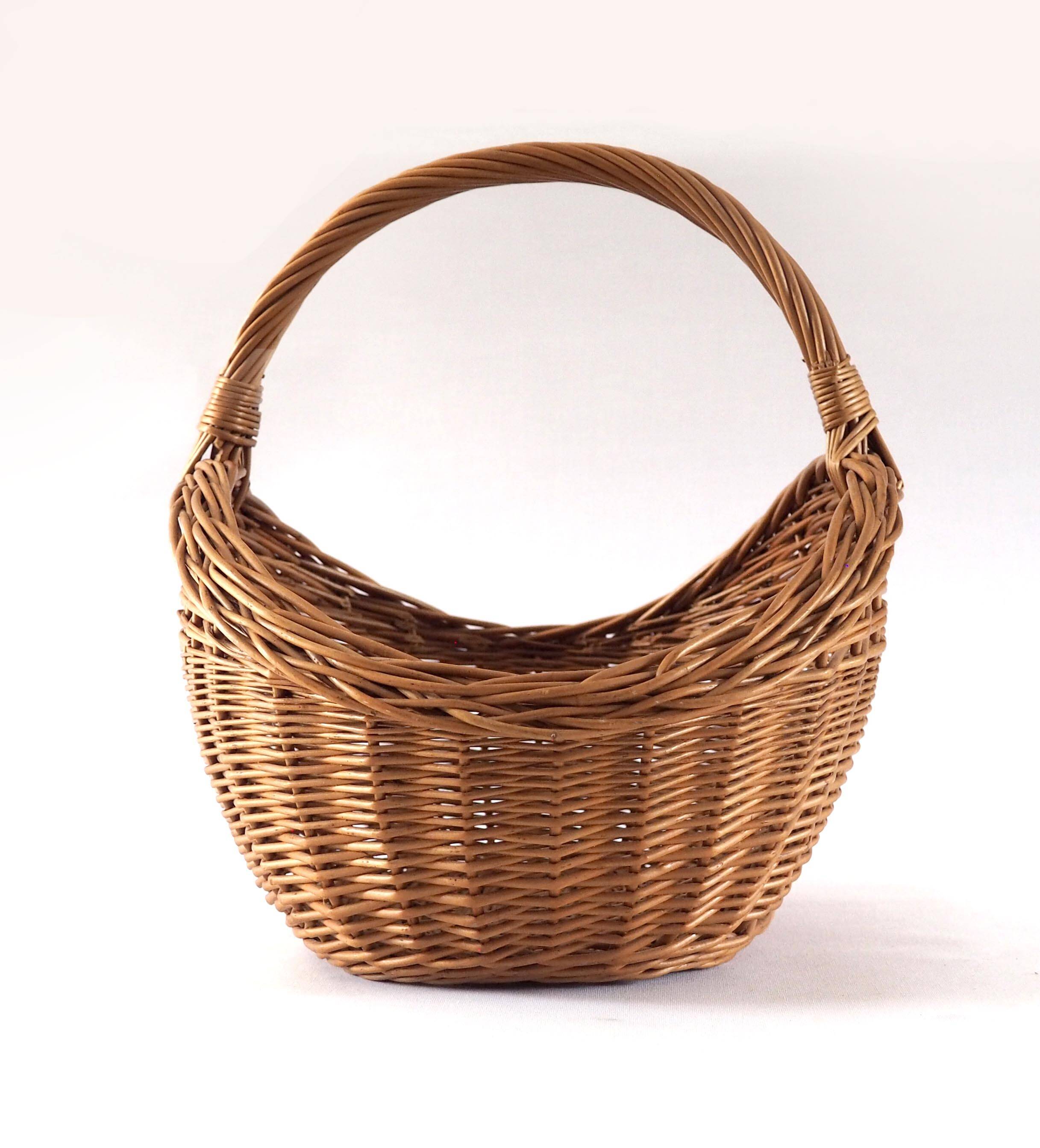Caramel rattan basket