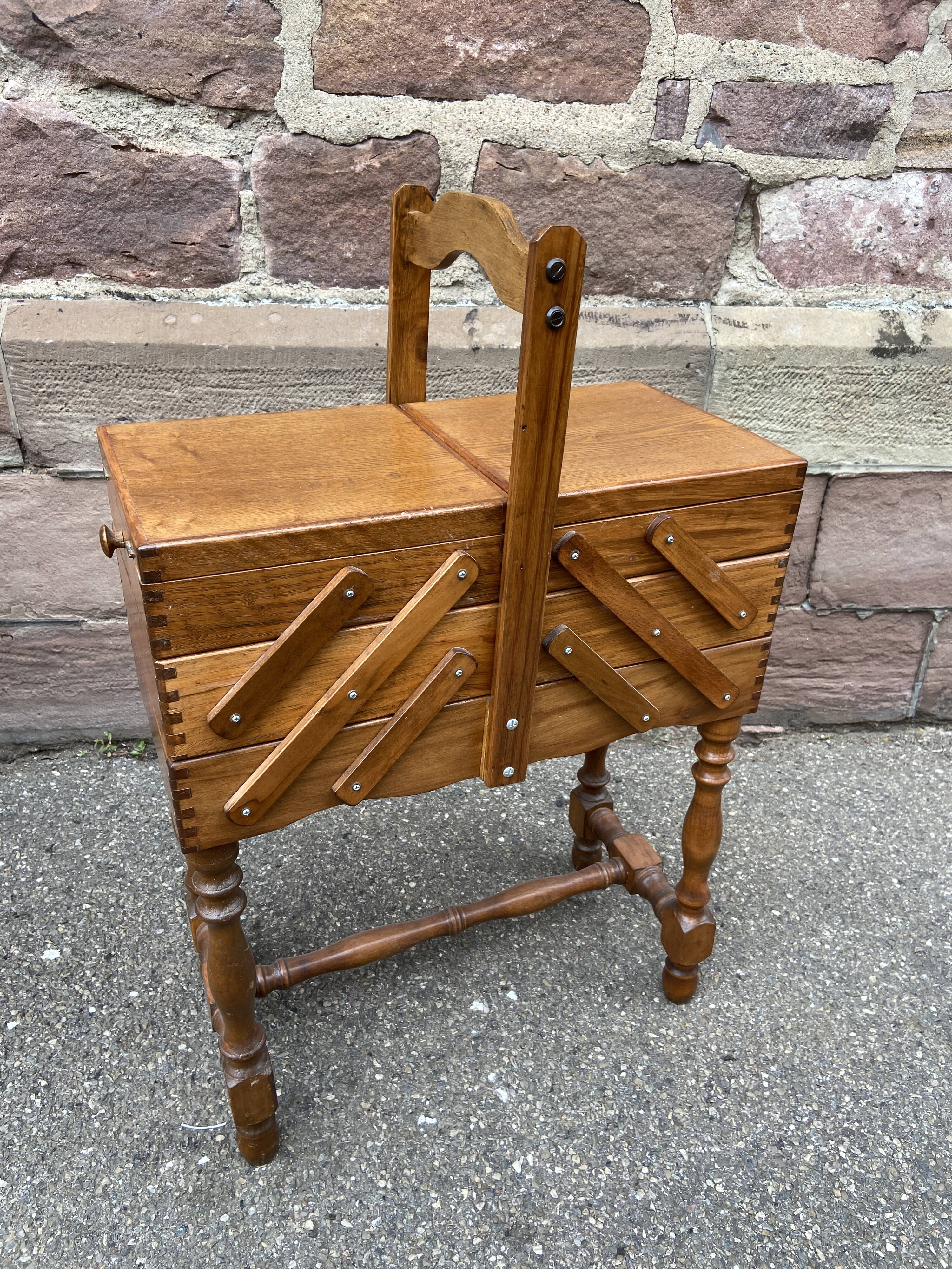 Scandinavian vintage Art Deco worker sewing box sewing box 1950