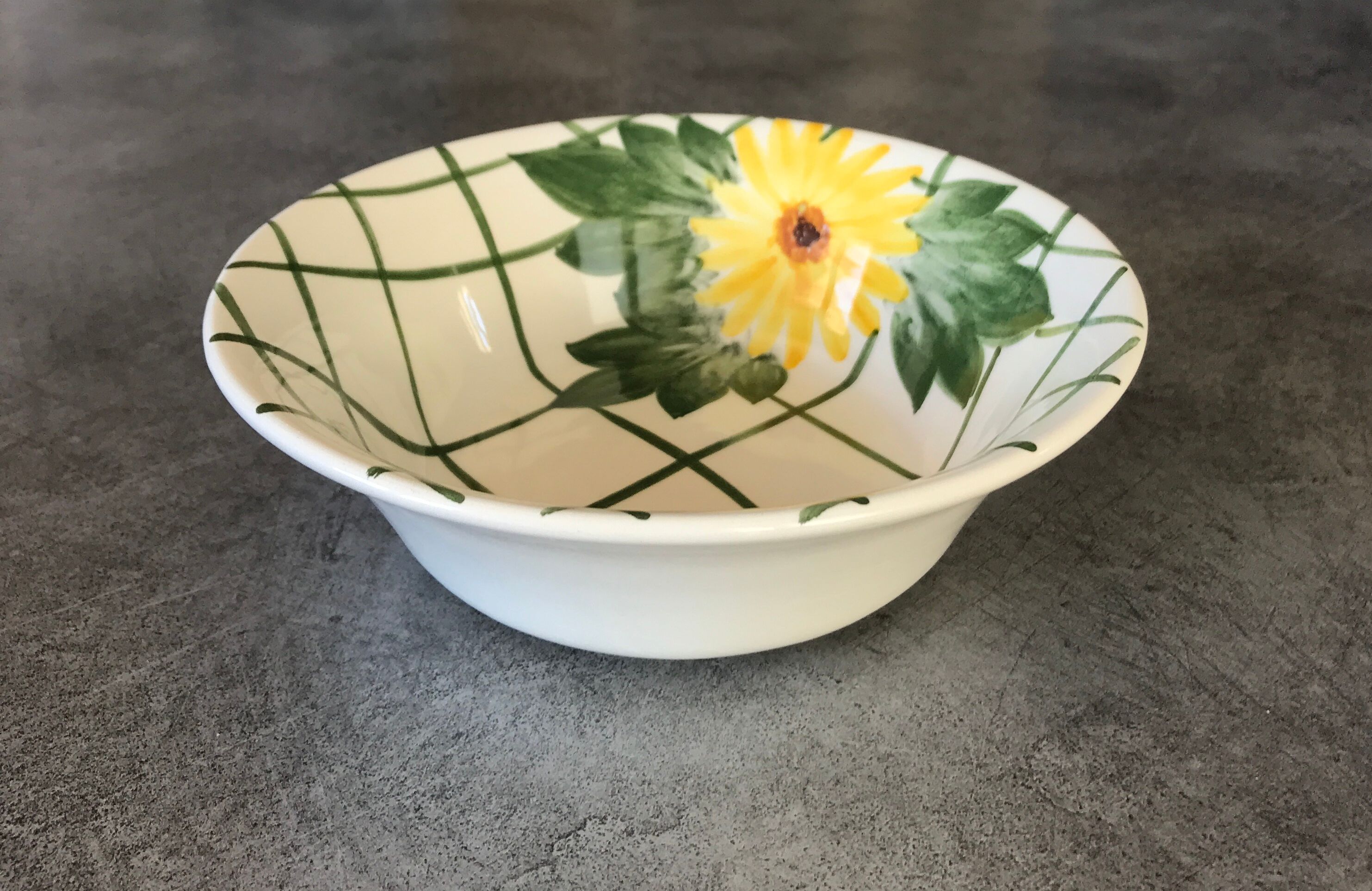 Cup vintage in ceramic enamelled signed fleur peinture decoration