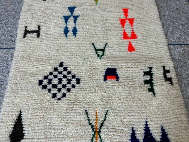 Moroccan Berber rug 250cmx150cm